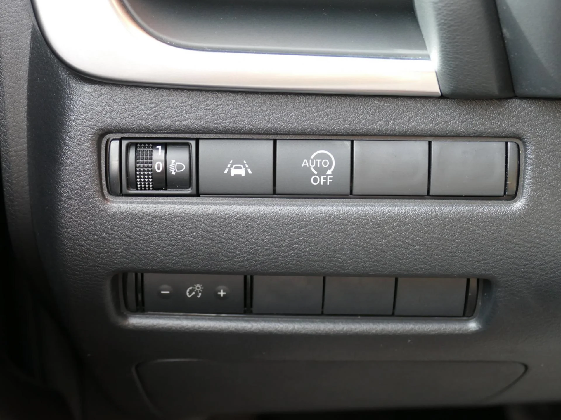 NISSAN QASHQAI - Miniature 17 sur 23 - Cliquer pour voir cette photo