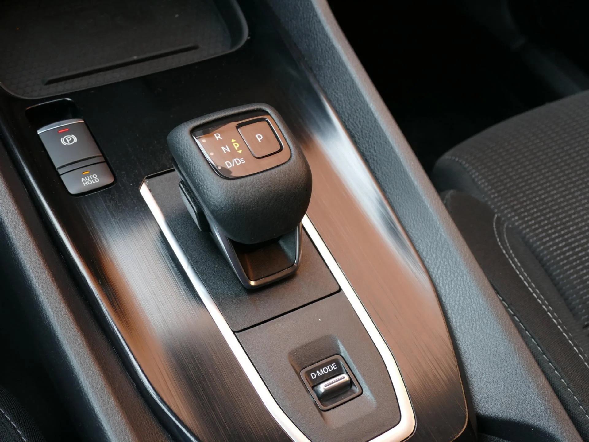 NISSAN QASHQAI - Miniature 15 sur 30 - Cliquer pour voir cette photo