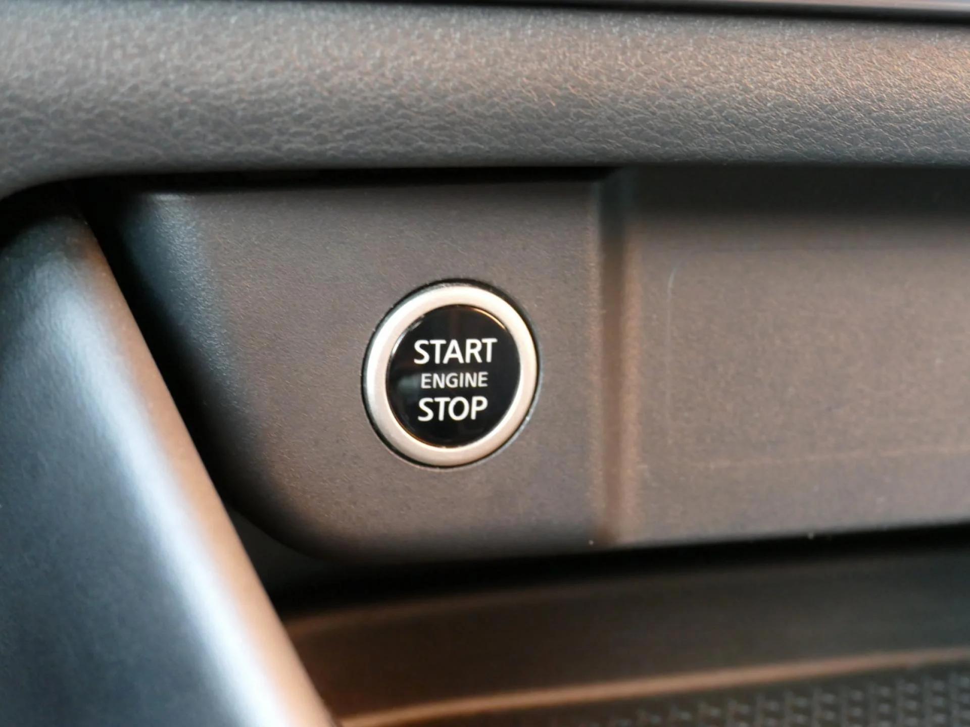 NISSAN QASHQAI - Miniature 19 sur 32 - Cliquer pour voir cette photo