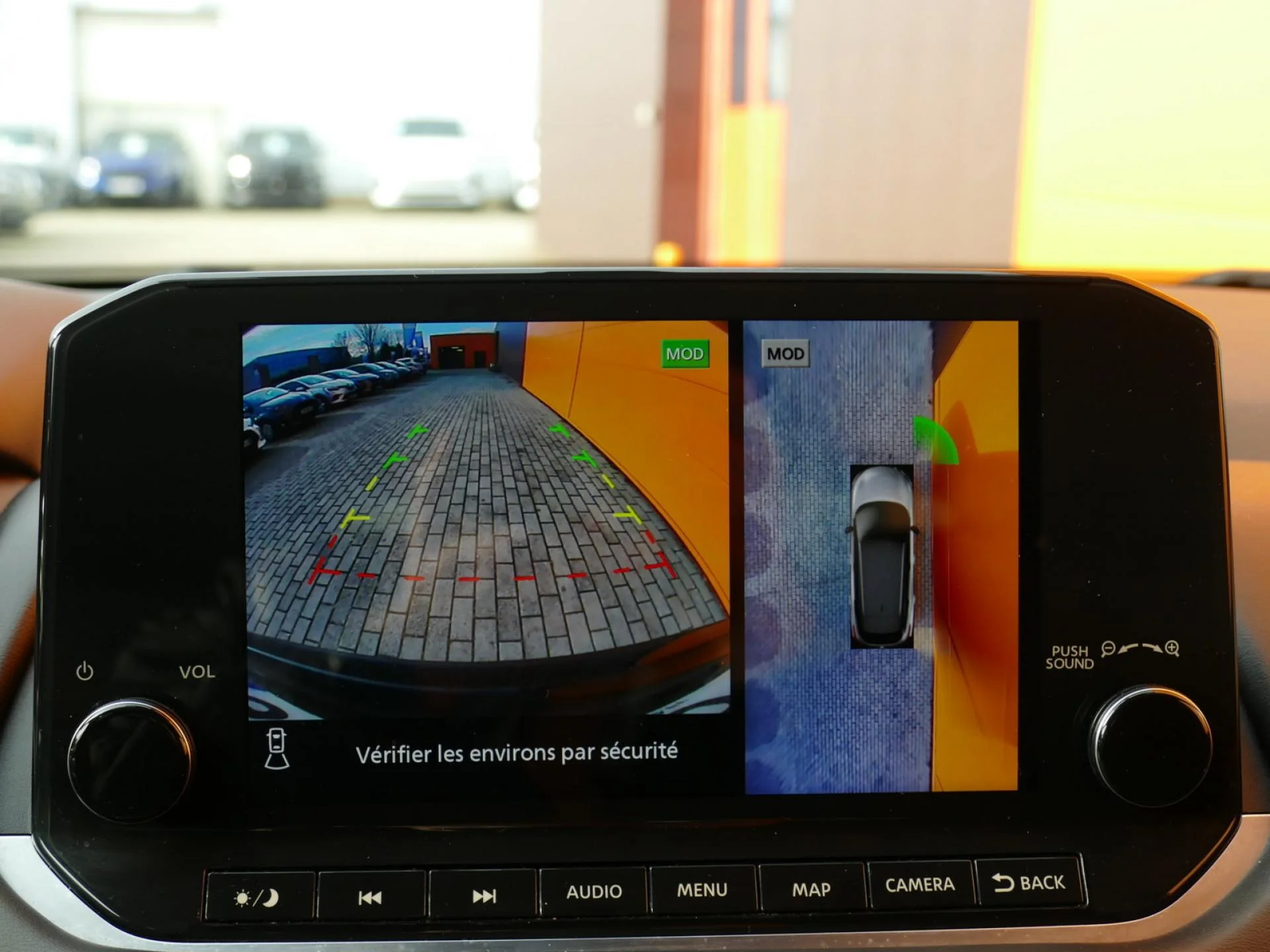 NISSAN QASHQAI - Miniature 10 sur 32 - Cliquer pour voir cette photo