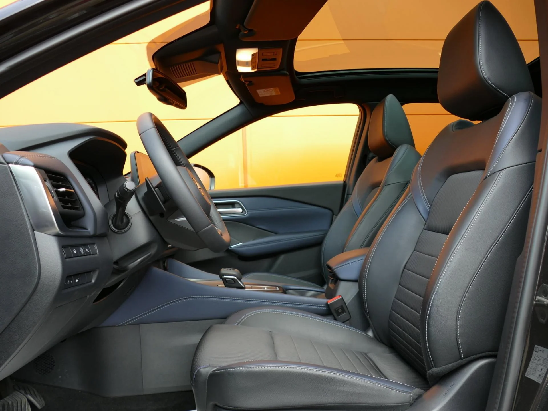 NISSAN QASHQAI - Miniature 6 sur 39 - Cliquer pour voir cette photo