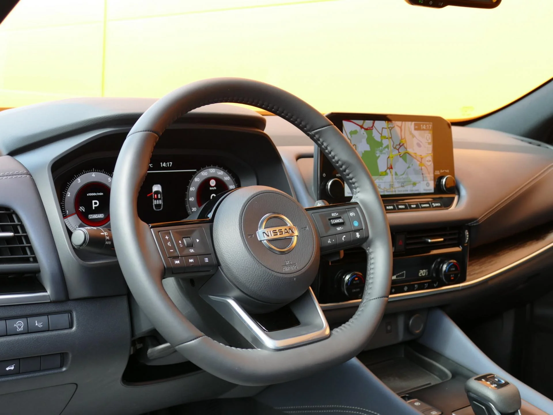 NISSAN QASHQAI - Miniature 13 sur 39 - Cliquer pour voir cette photo