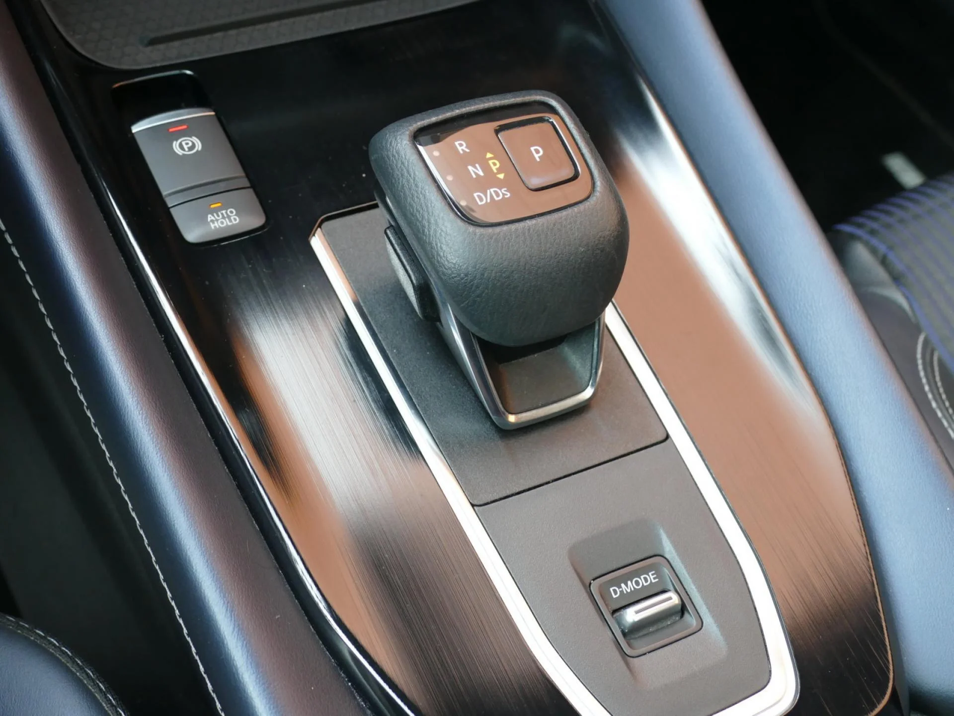 NISSAN QASHQAI - Miniature 19 sur 36 - Cliquer pour voir cette photo