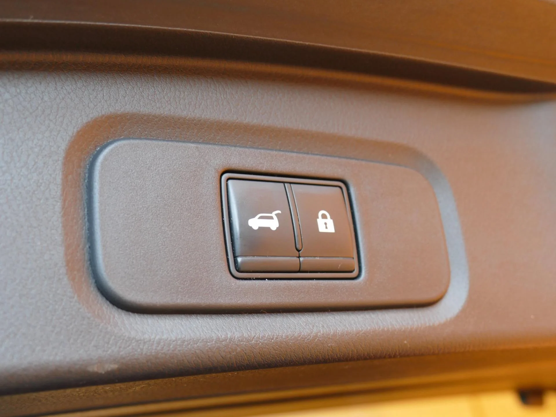 NISSAN QASHQAI - Miniature 23 sur 36 - Cliquer pour voir cette photo