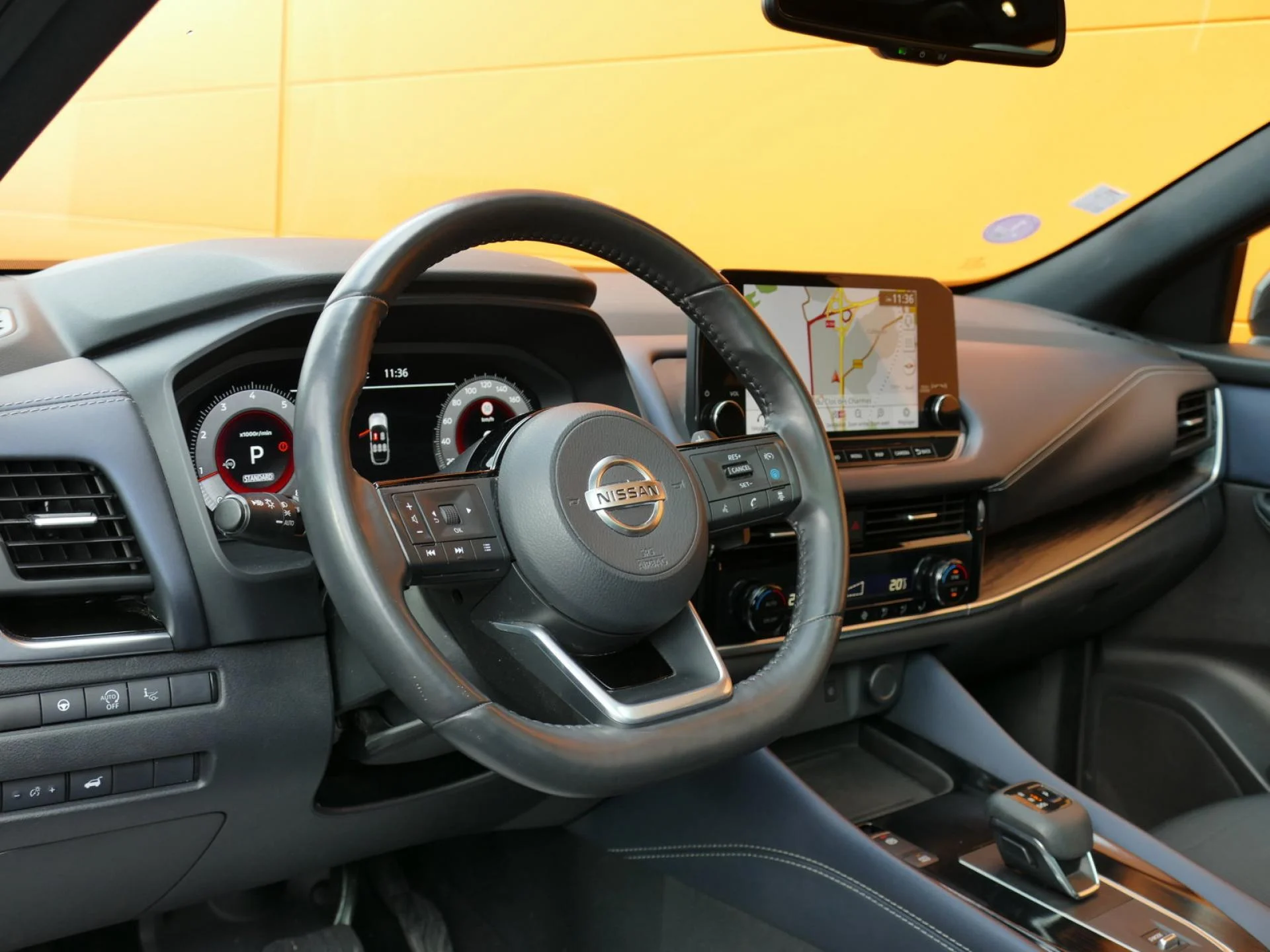 NISSAN QASHQAI - Miniature 15 sur 36 - Cliquer pour voir cette photo