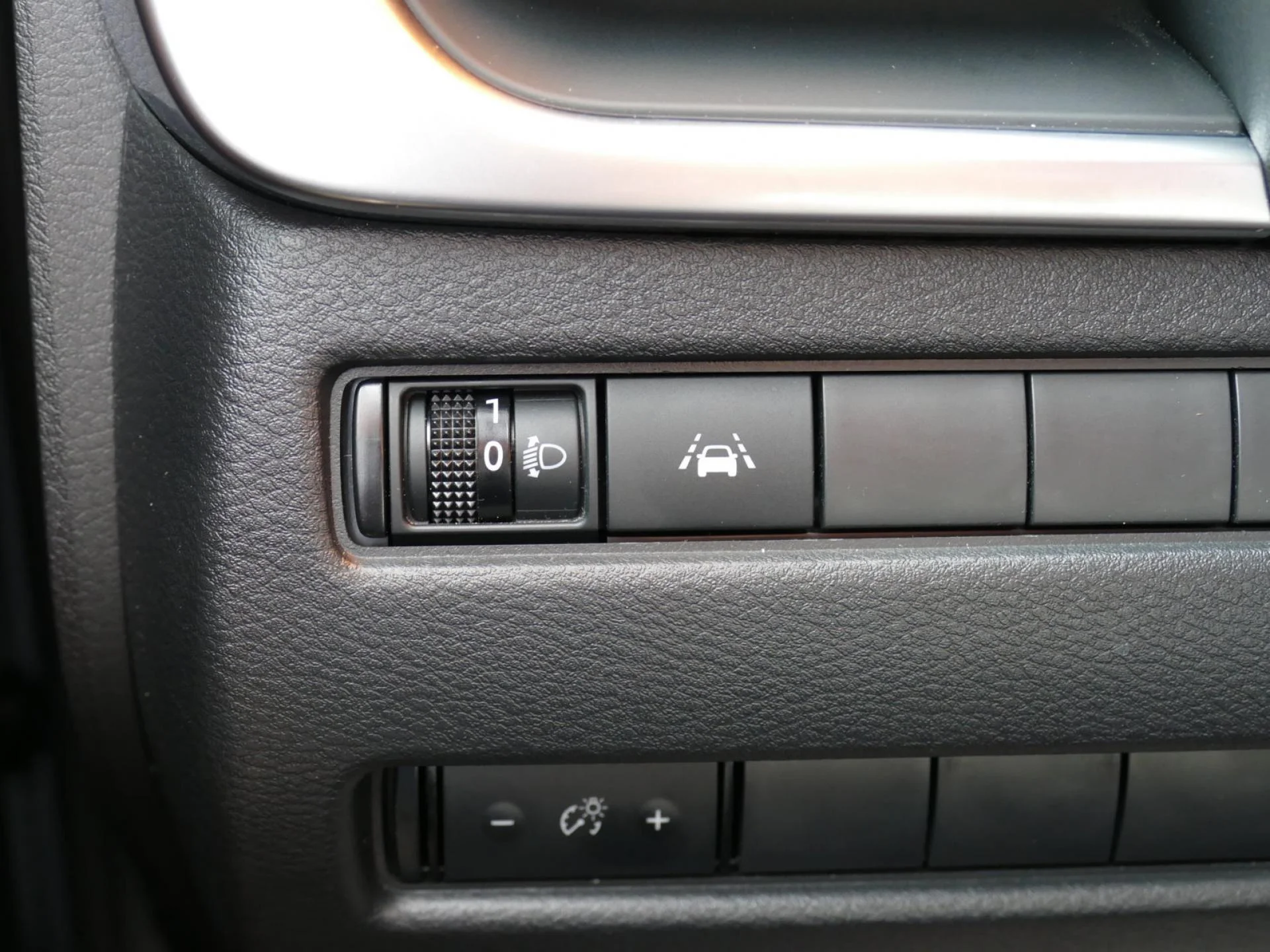 NISSAN QASHQAI - Miniature 21 sur 34 - Cliquer pour voir cette photo