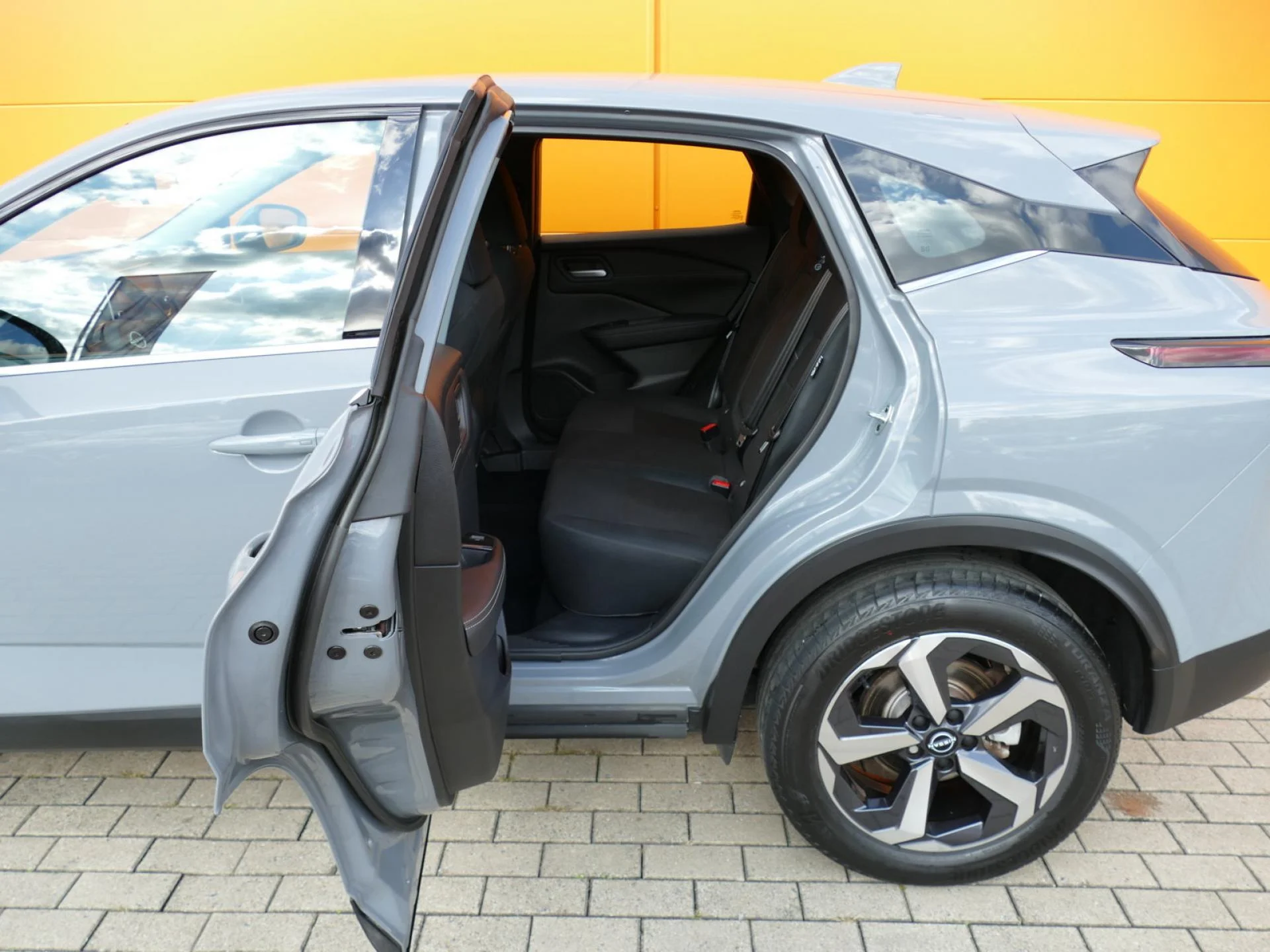 NISSAN QASHQAI - Miniature 28 sur 34 - Cliquer pour voir cette photo