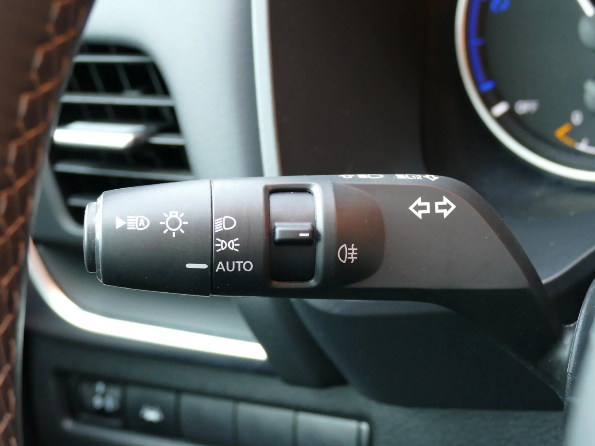 NISSAN QASHQAI - Miniature 23 sur 34 - Cliquer pour voir cette photo
