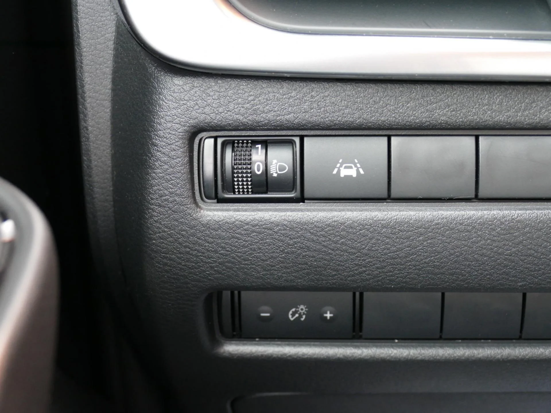NISSAN QASHQAI - Miniature 21 sur 35 - Cliquer pour voir cette photo