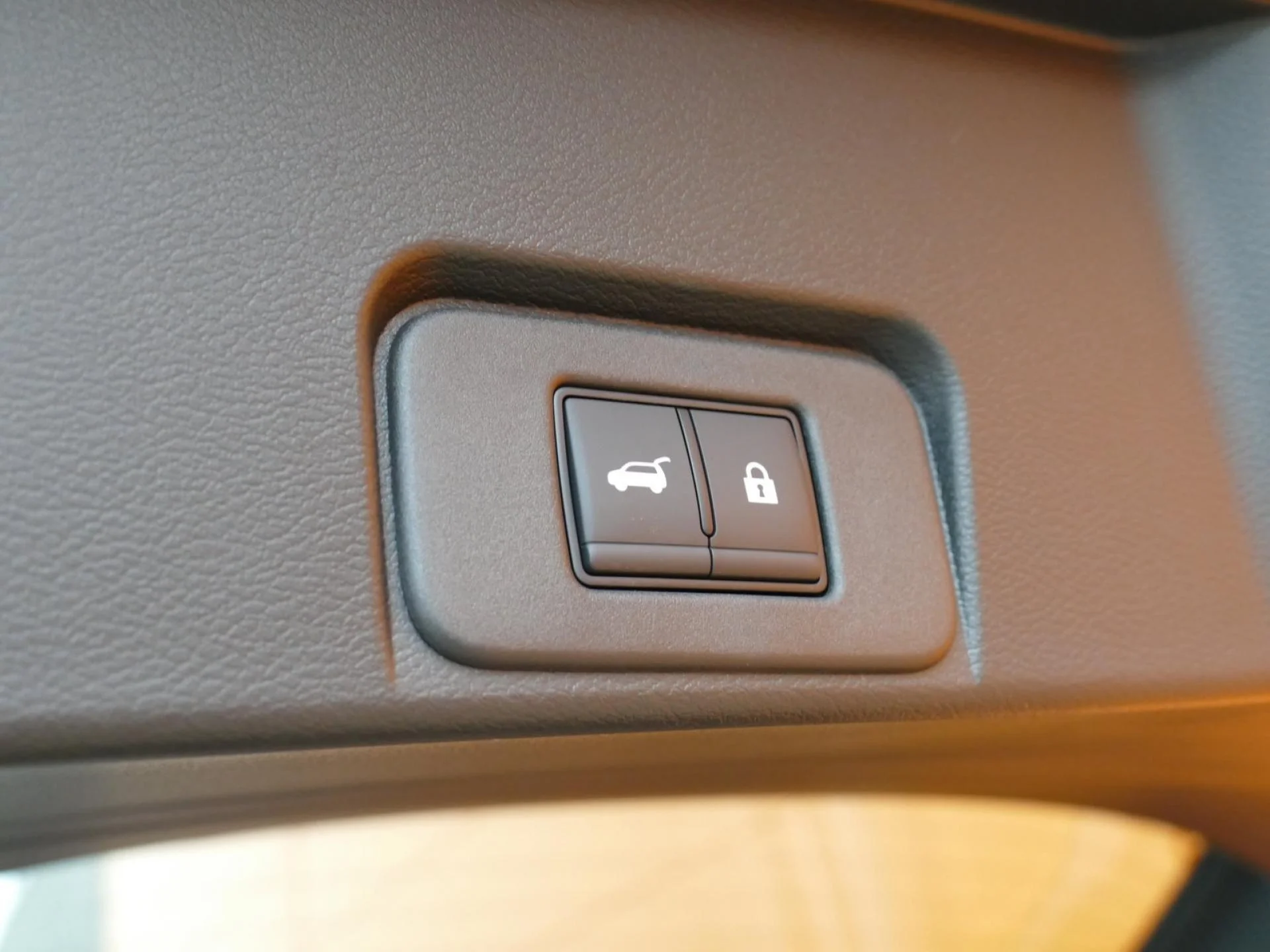 NISSAN X-TRAIL - Miniature 26 sur 39 - Cliquer pour voir cette photo