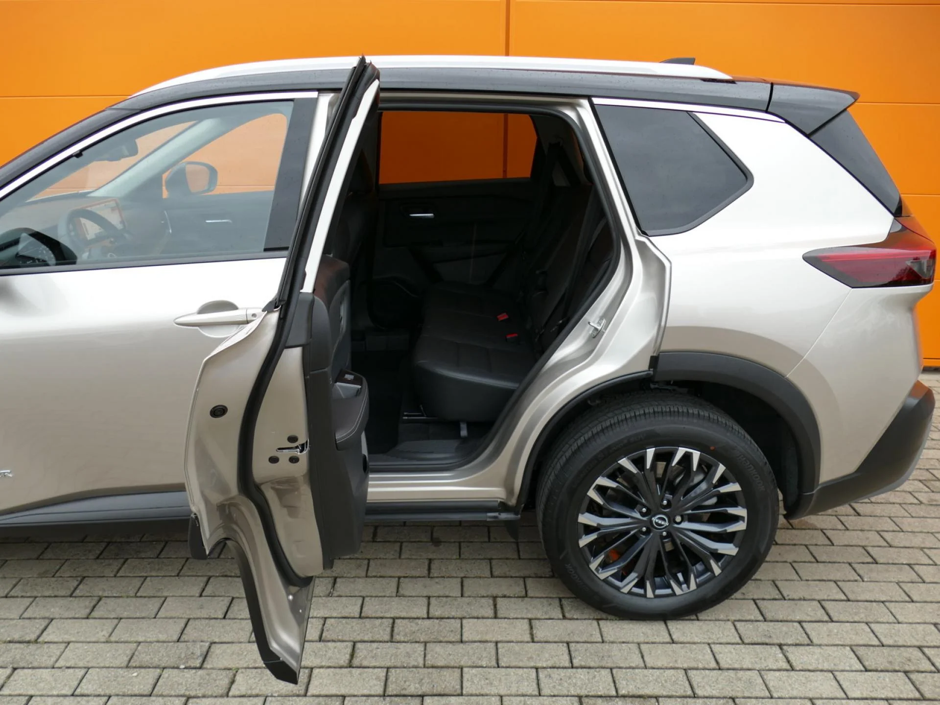 NISSAN X-TRAIL - Miniature 10 sur 39 - Cliquer pour voir cette photo