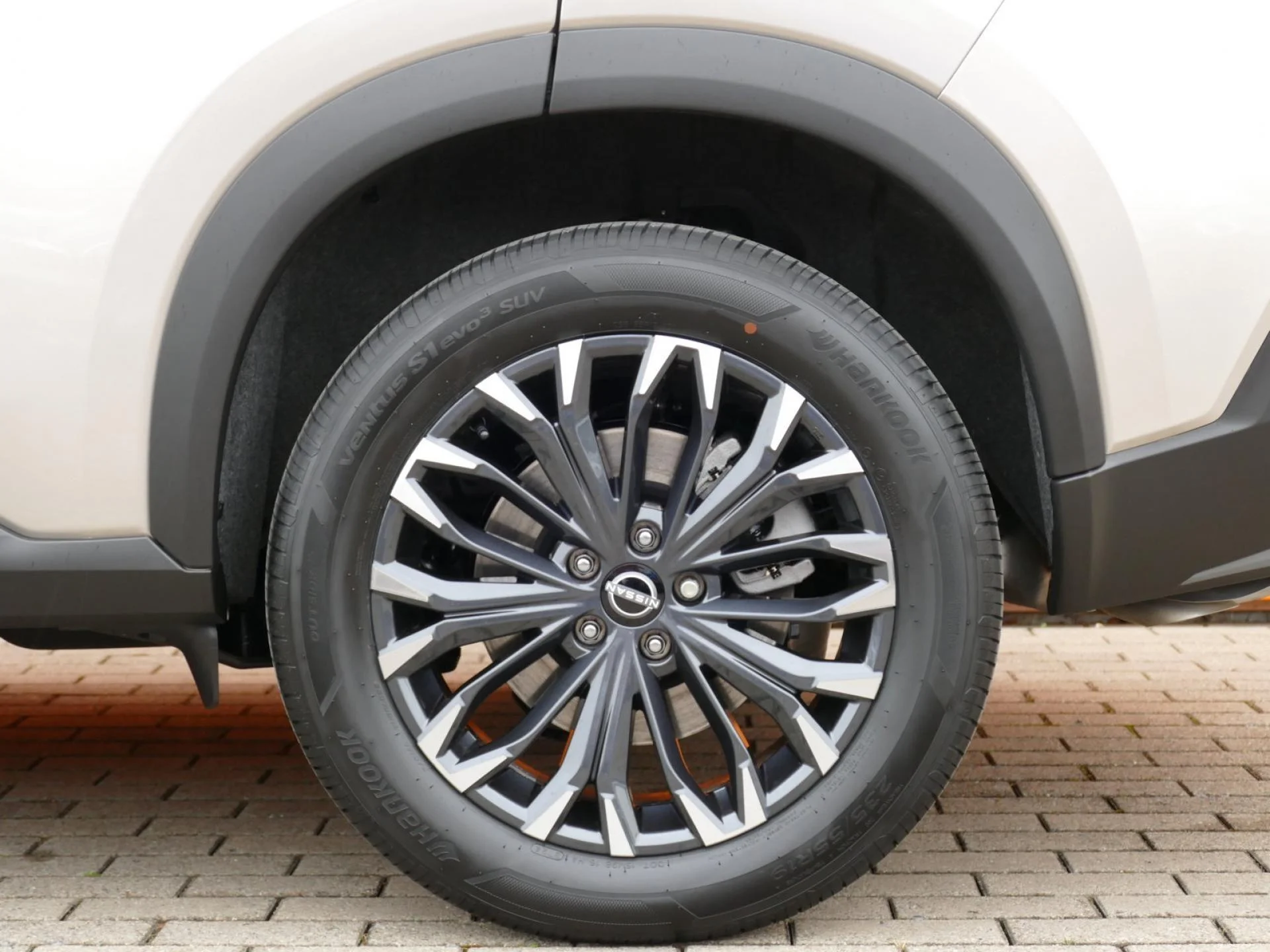 NISSAN X-TRAIL - Miniature 39 sur 39 - Cliquer pour voir cette photo