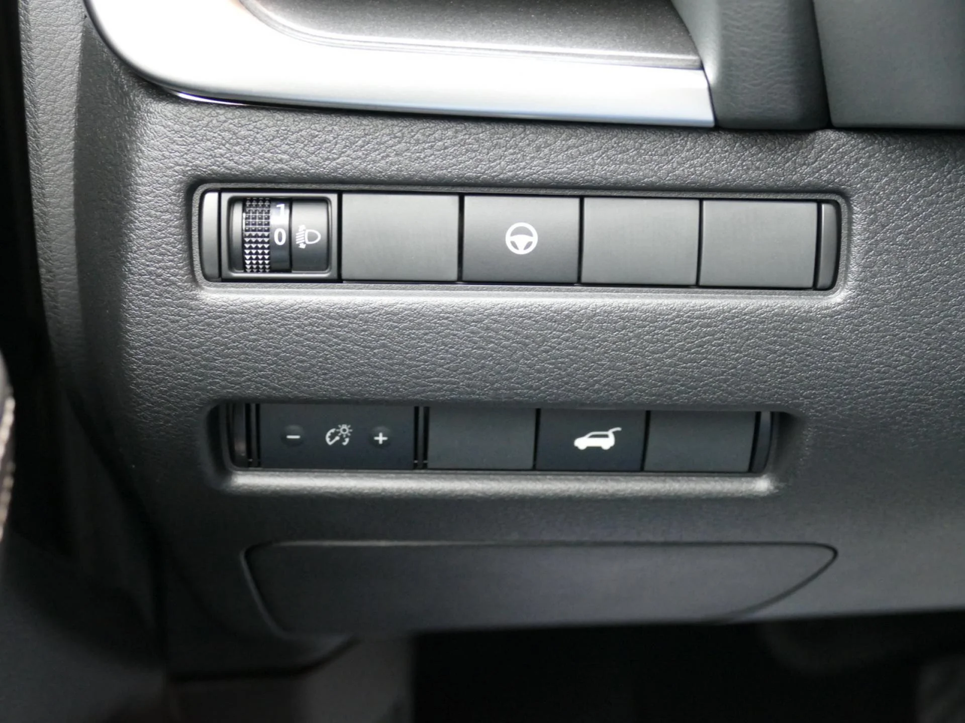 NISSAN X-TRAIL - Miniature 25 sur 39 - Cliquer pour voir cette photo