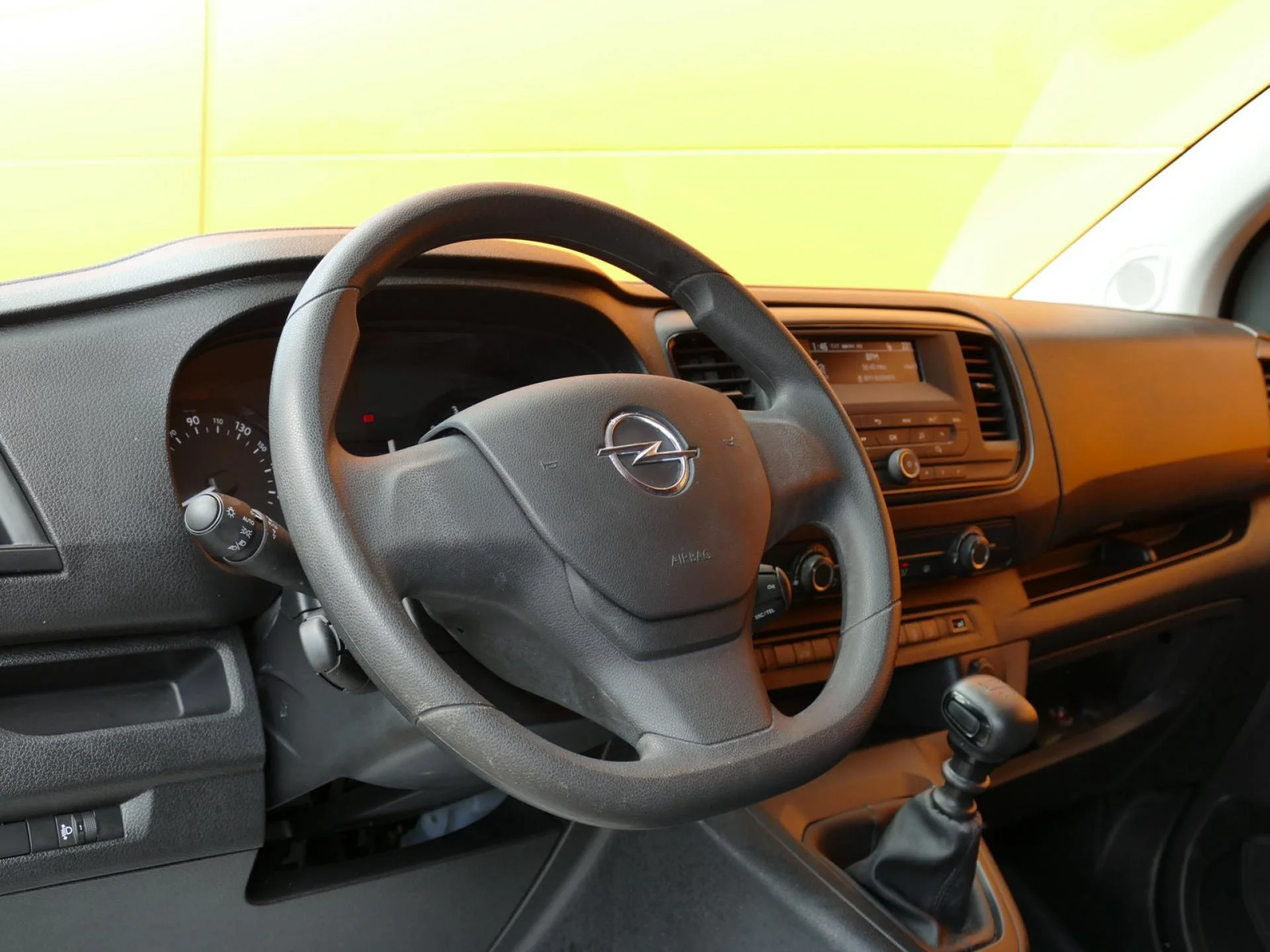 OPEL VIVARO - Miniature 14 sur 32 - Cliquer pour voir cette photo