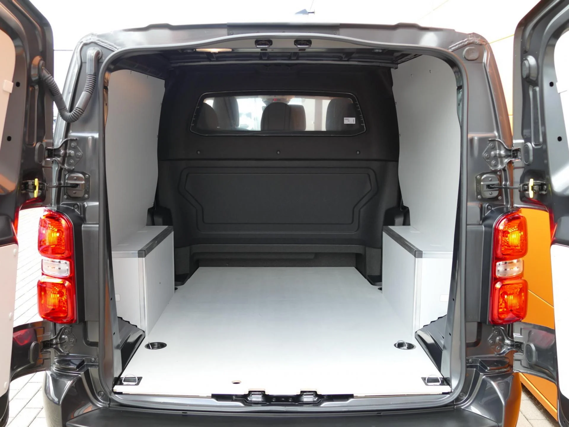 OPEL VIVARO - Miniature 8 sur 36 - Cliquer pour voir cette photo