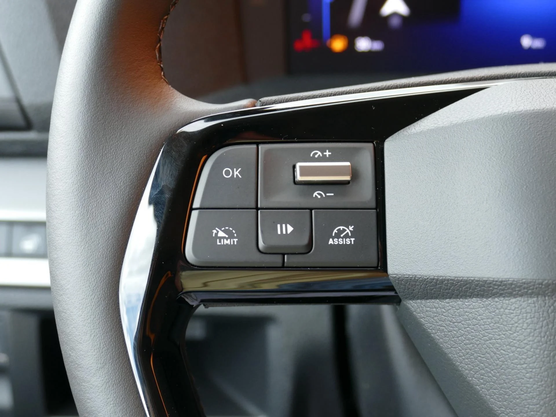OPEL VIVARO - Miniature 16 sur 36 - Cliquer pour voir cette photo
