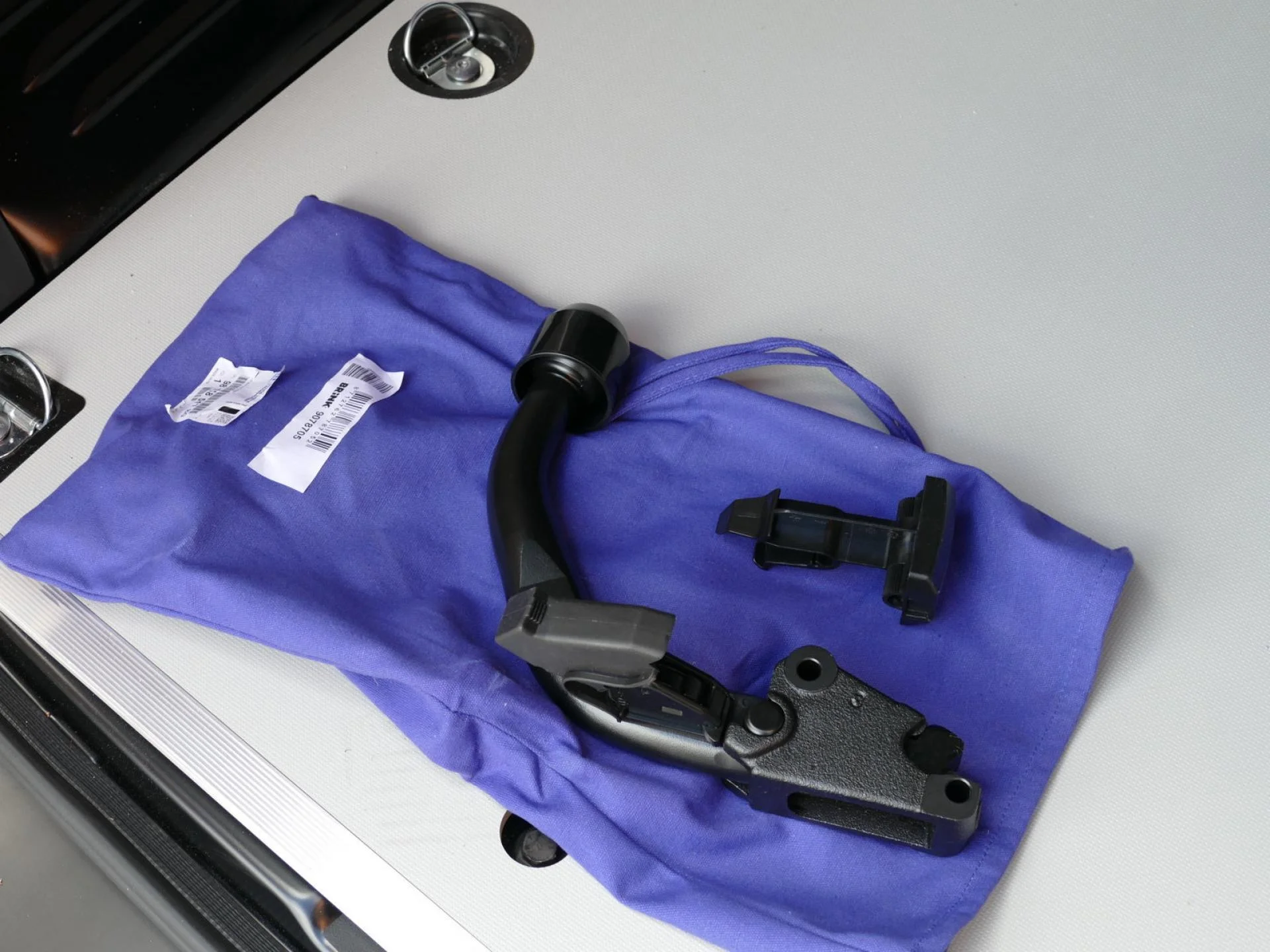 OPEL VIVARO - Miniature 22 sur 36 - Cliquer pour voir cette photo