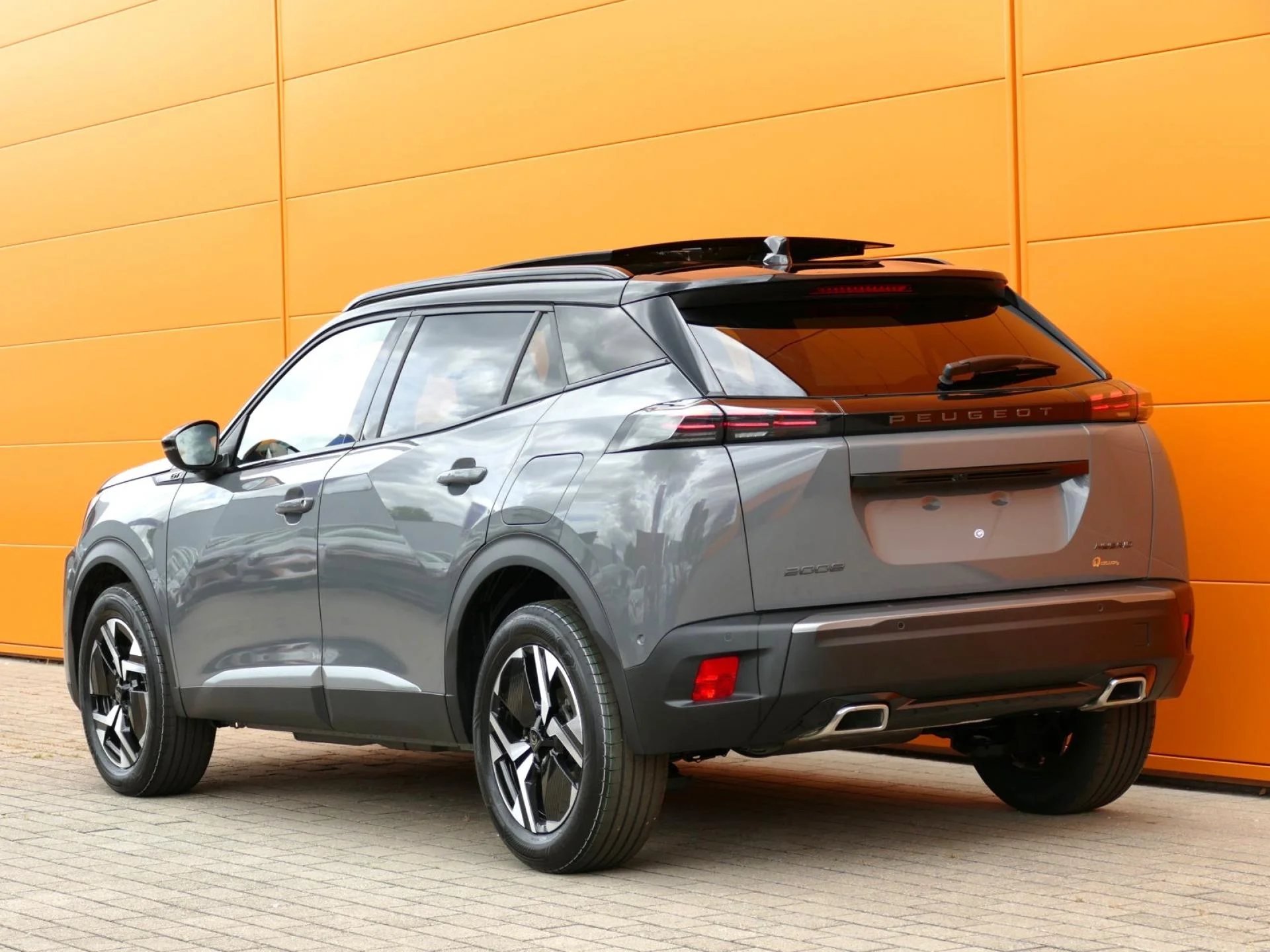 PEUGEOT 2008 - Miniature 3 sur 37 - Cliquer pour voir cette photo