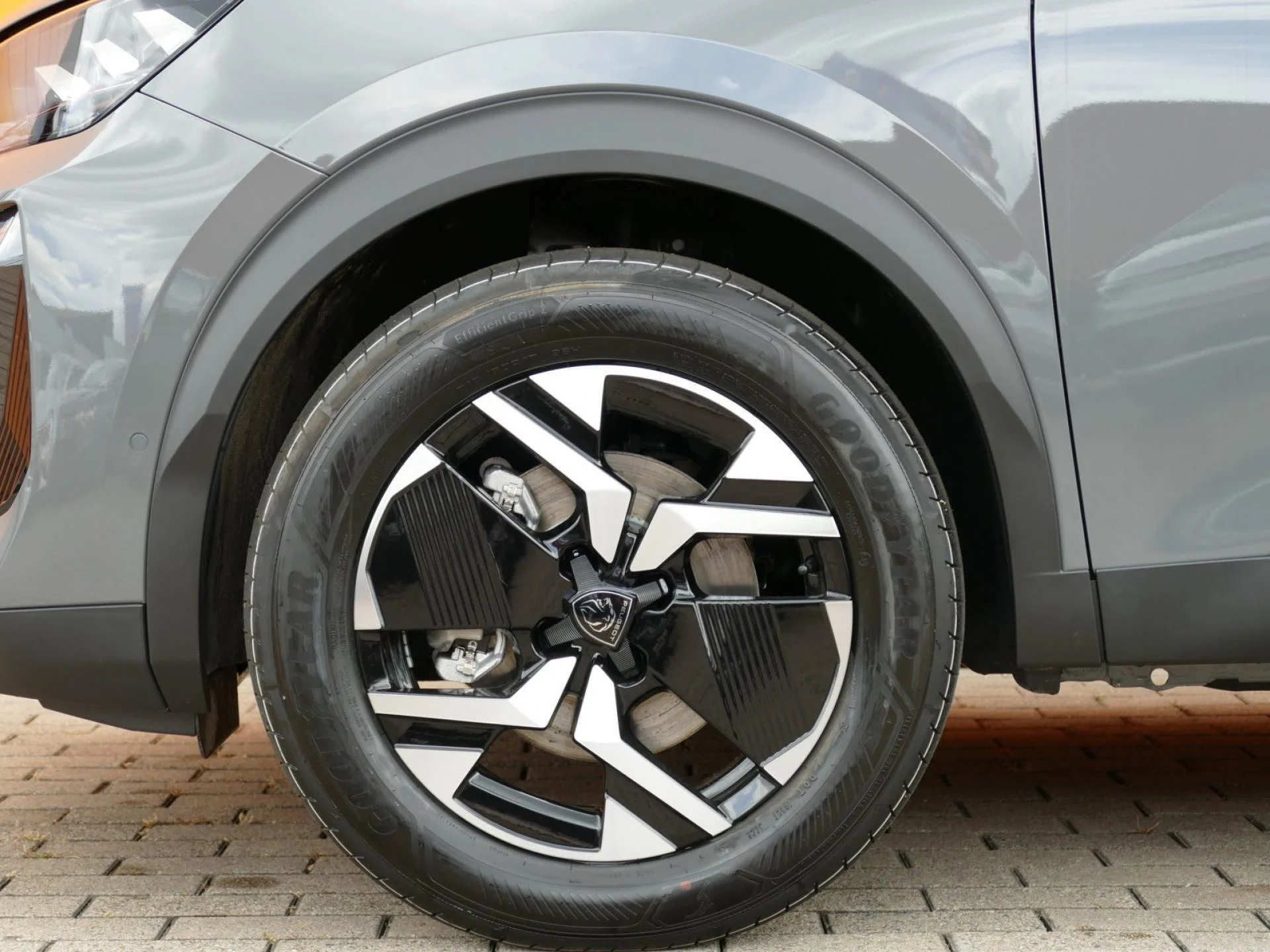 PEUGEOT 2008 - Miniature 36 sur 37 - Cliquer pour voir cette photo
