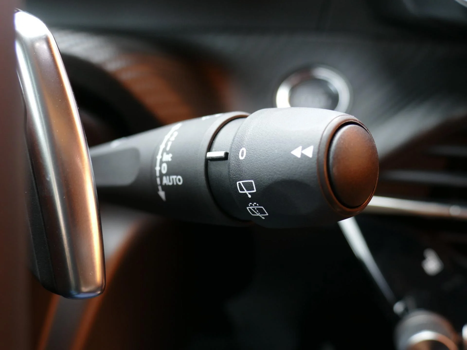 PEUGEOT 2008 - Miniature 30 sur 31 - Cliquer pour voir cette photo