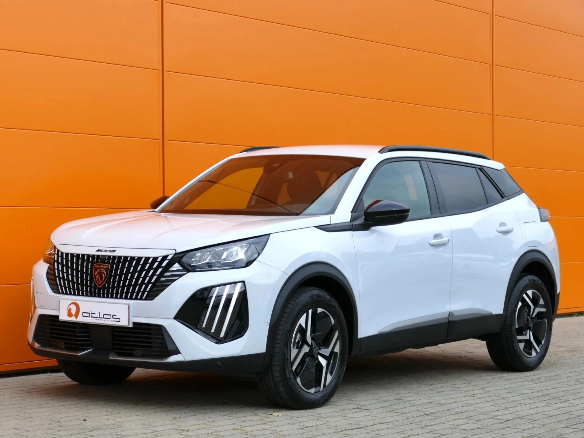 PEUGEOT 2008 - Miniature 2 sur 21 - Cliquer pour voir cette photo