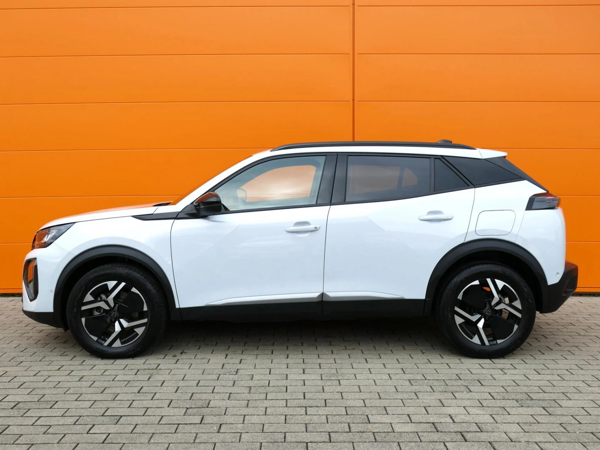 PEUGEOT 2008 - Miniature 3 sur 21 - Cliquer pour voir cette photo
