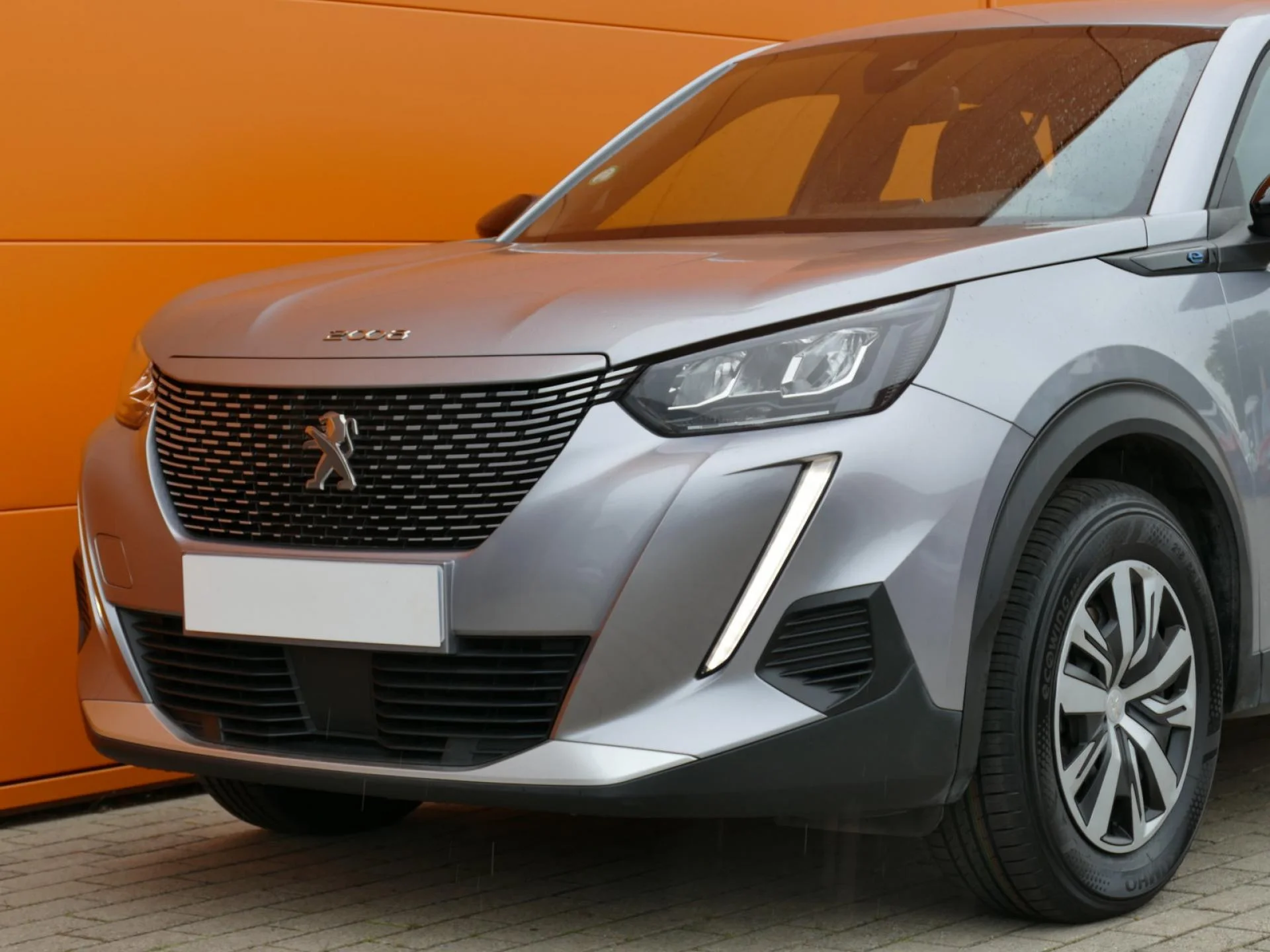 PEUGEOT 2008 - Miniature 26 sur 32 - Cliquer pour voir cette photo