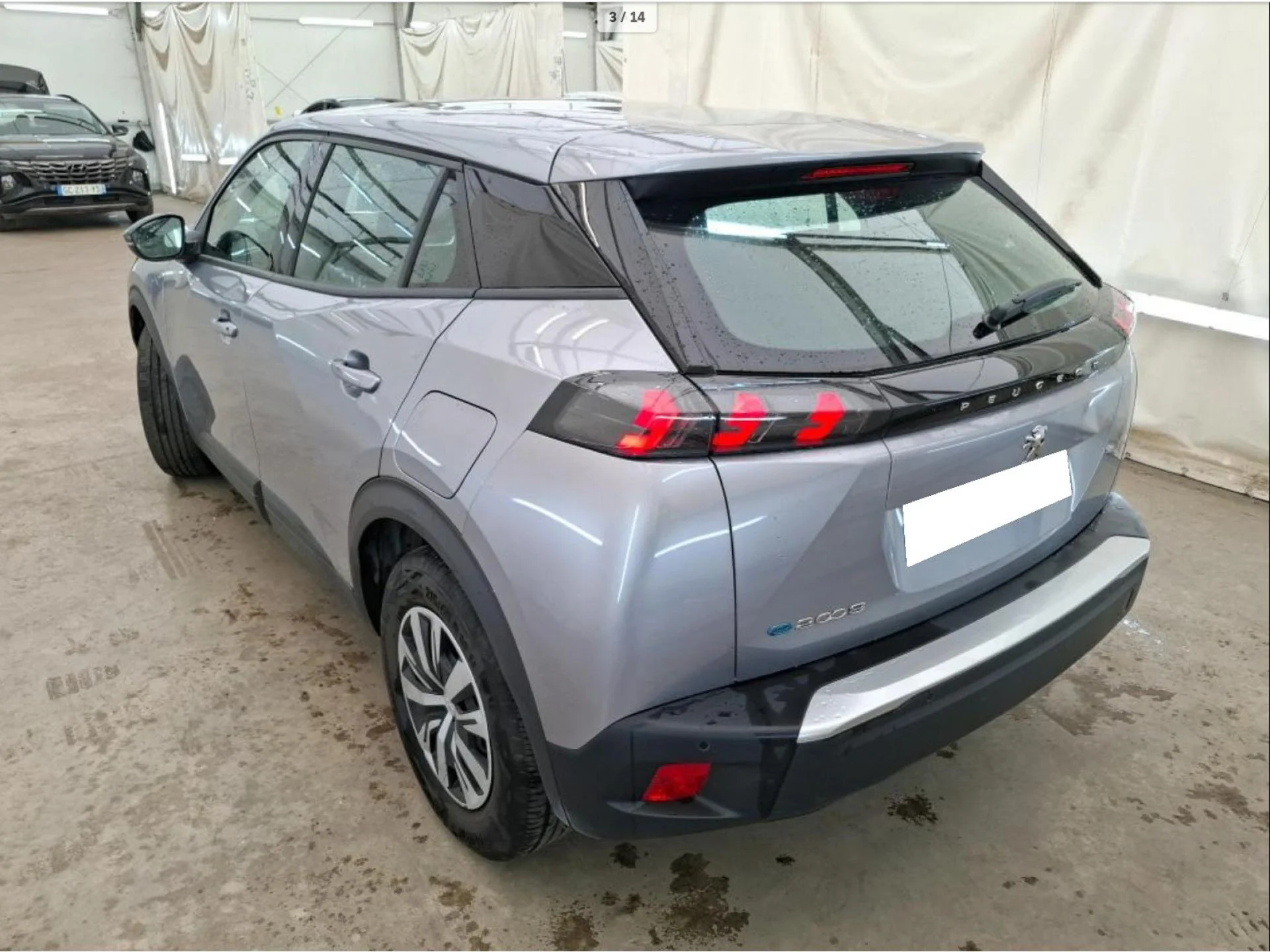 PEUGEOT 2008 - Miniature 4 sur 5 - Cliquer pour voir cette photo