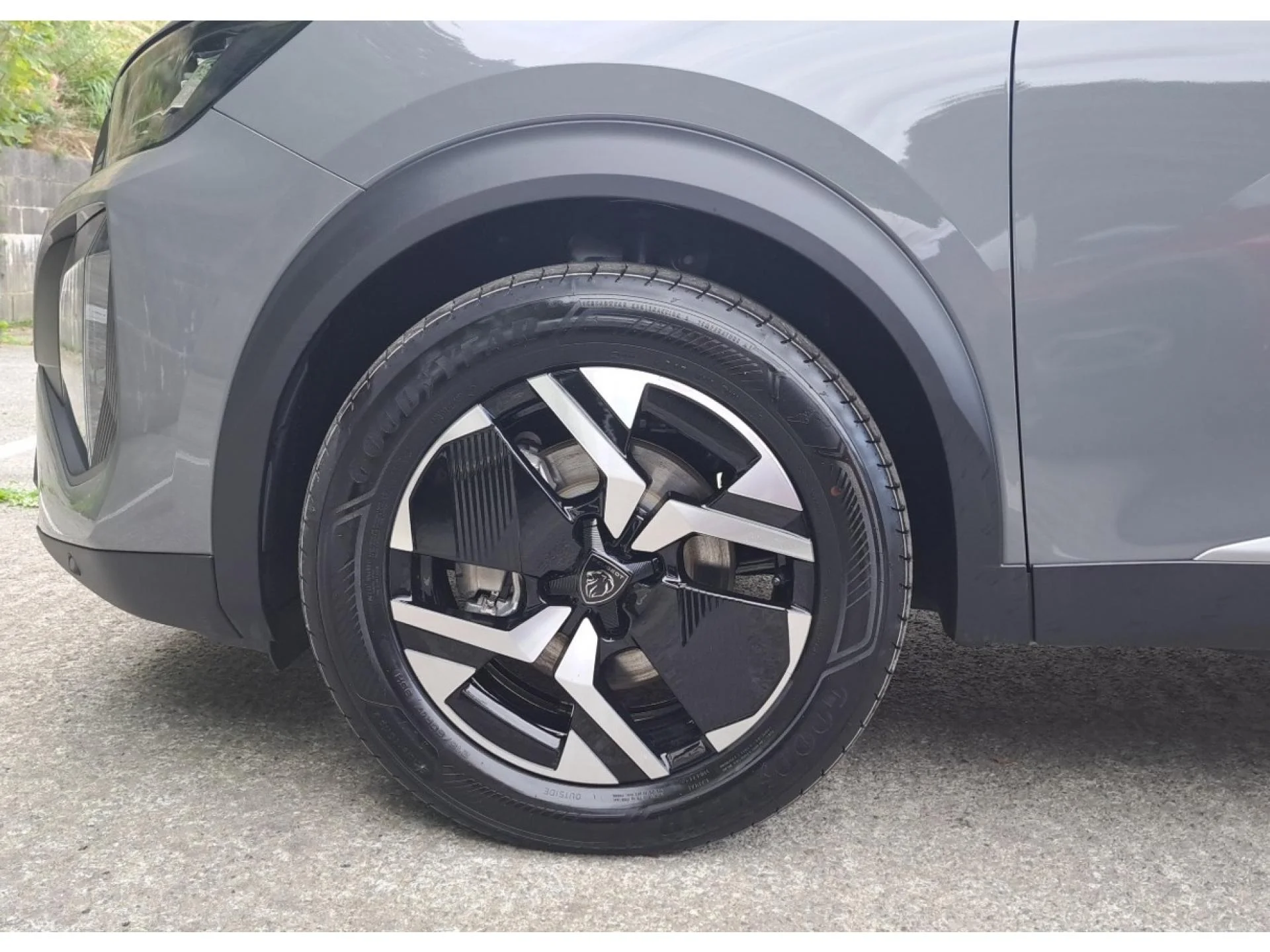 PEUGEOT 2008 - Miniature 22 sur 22 - Cliquer pour voir cette photo