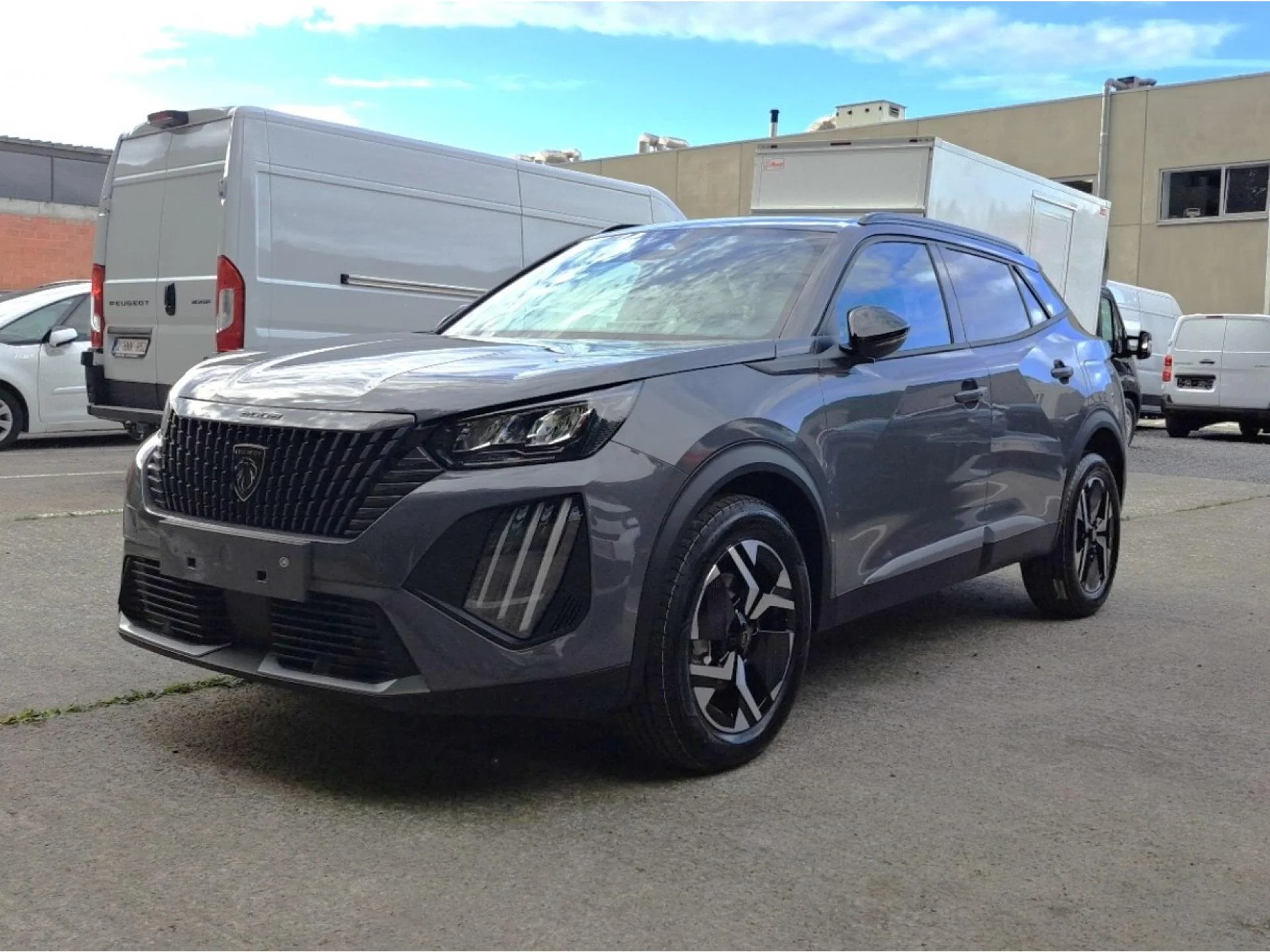 PEUGEOT 2008 - Miniature 2 sur 22 - Cliquer pour voir cette photo