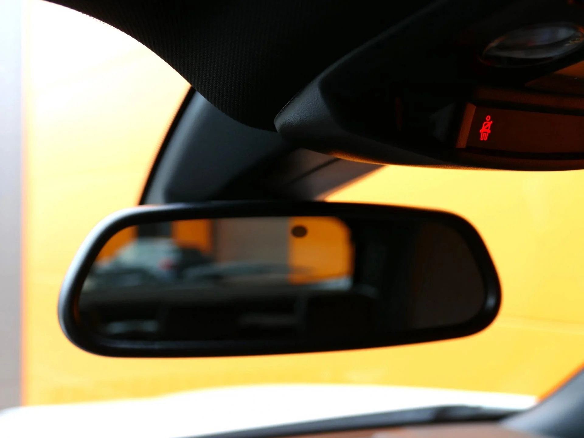 PEUGEOT 2008 - Miniature 26 sur 35 - Cliquer pour voir cette photo