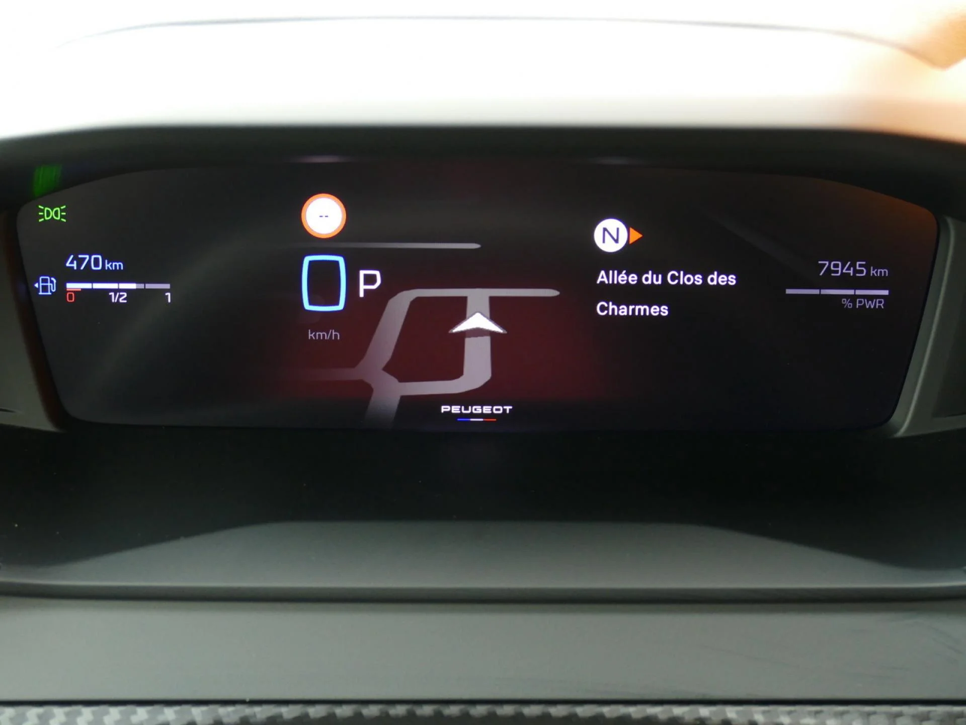 PEUGEOT 2008 - Miniature 18 sur 34 - Cliquer pour voir cette photo