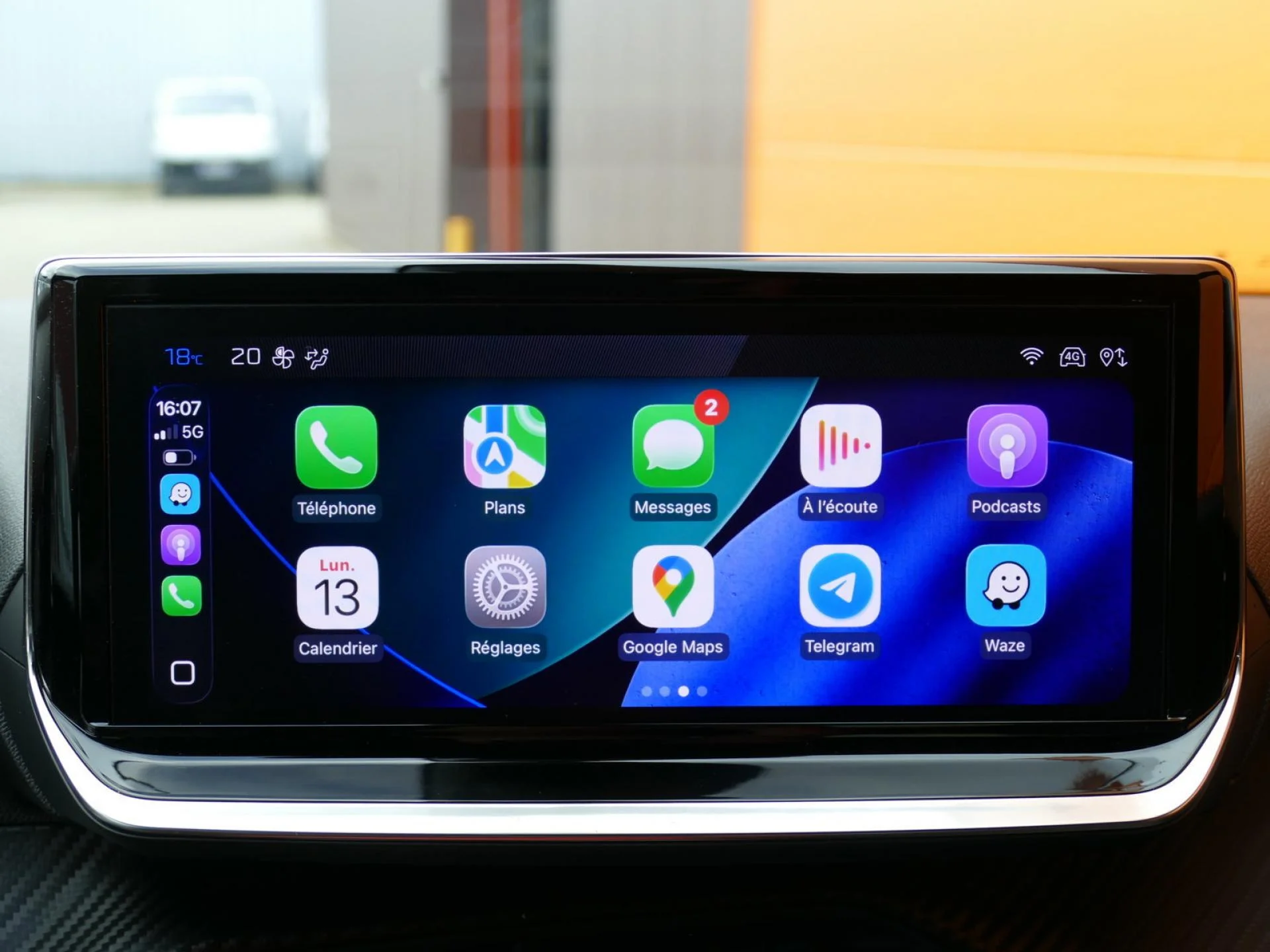 PEUGEOT 2008 - Miniature 15 sur 34 - Cliquer pour voir cette photo