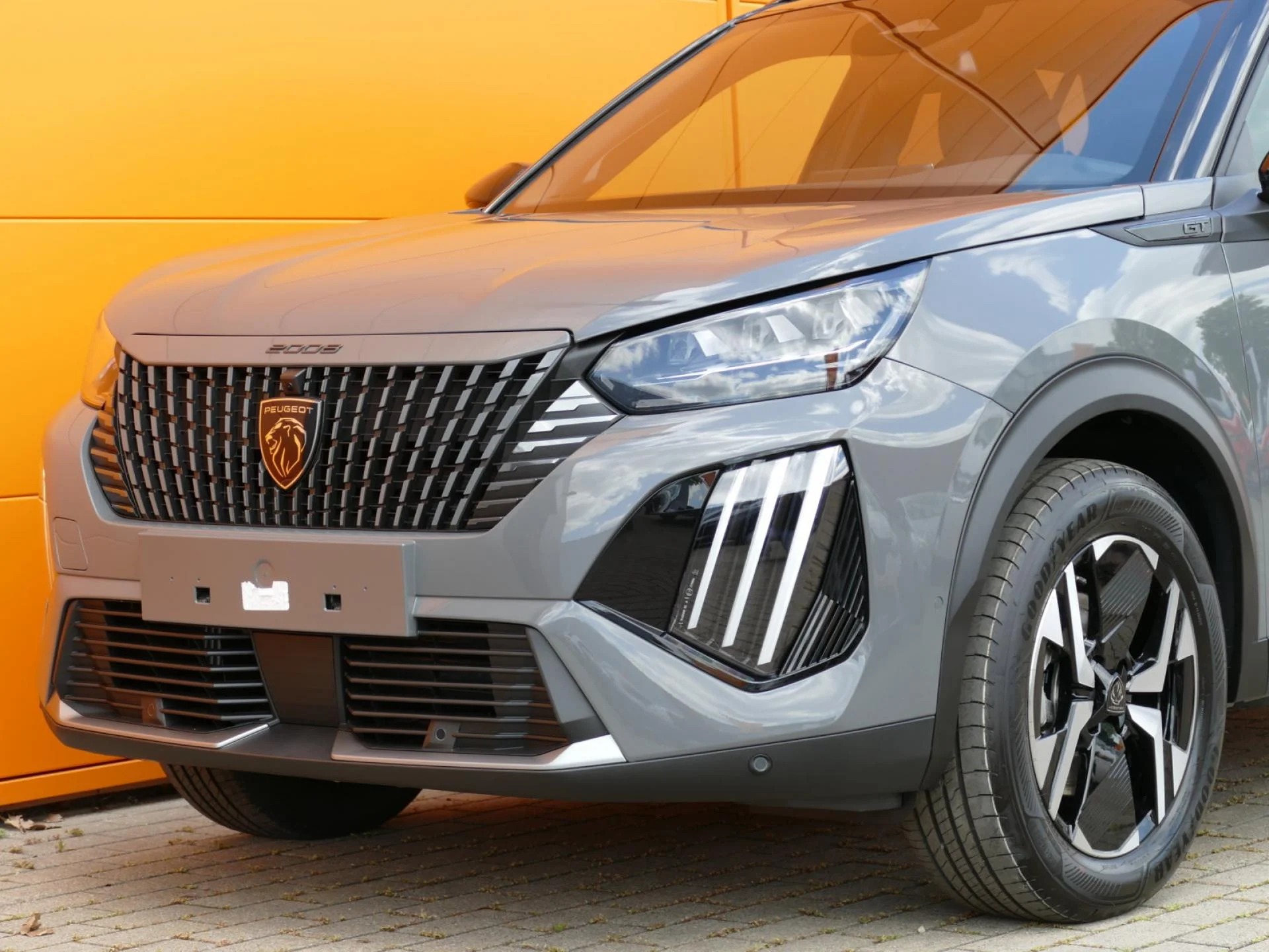 PEUGEOT 2008 - Miniature 29 sur 33 - Cliquer pour voir cette photo