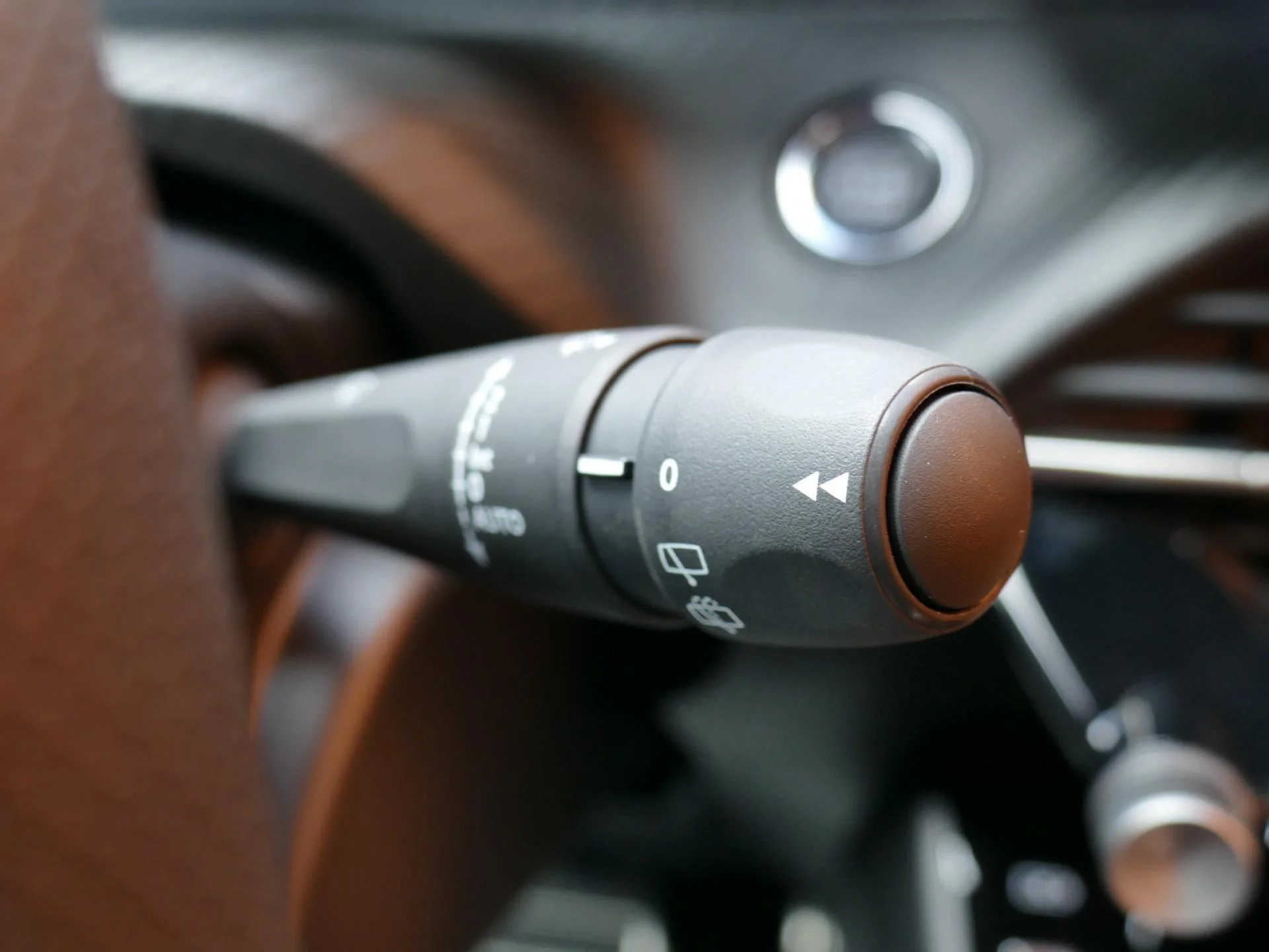 PEUGEOT 2008 - Miniature 27 sur 34 - Cliquer pour voir cette photo