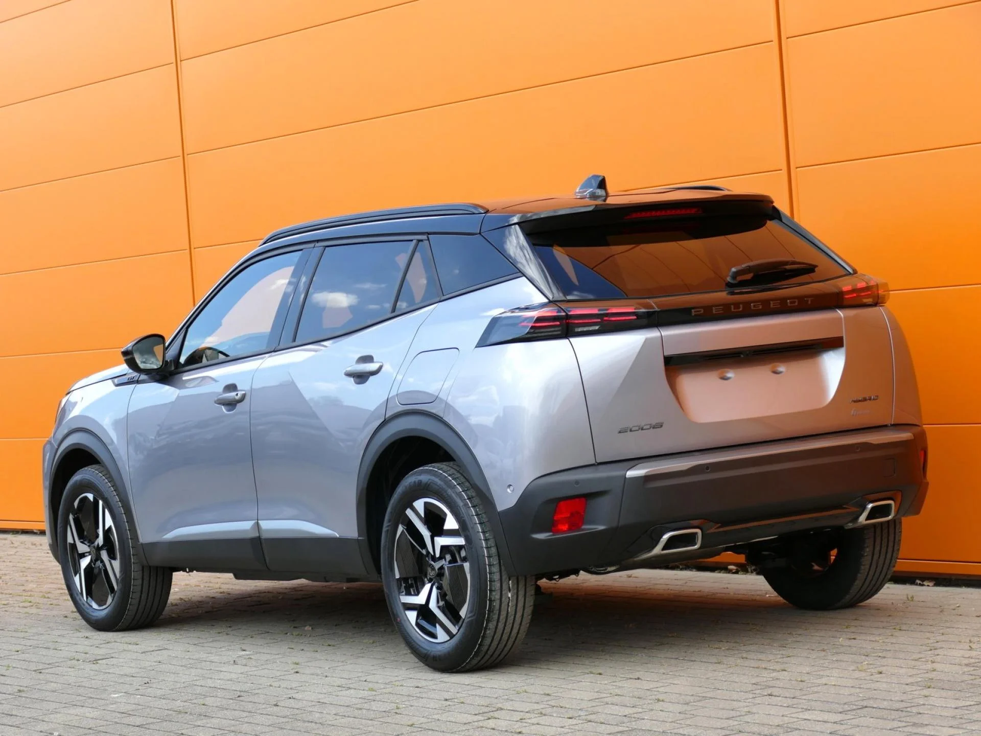 PEUGEOT 2008 - Miniature 3 sur 34 - Cliquer pour voir cette photo