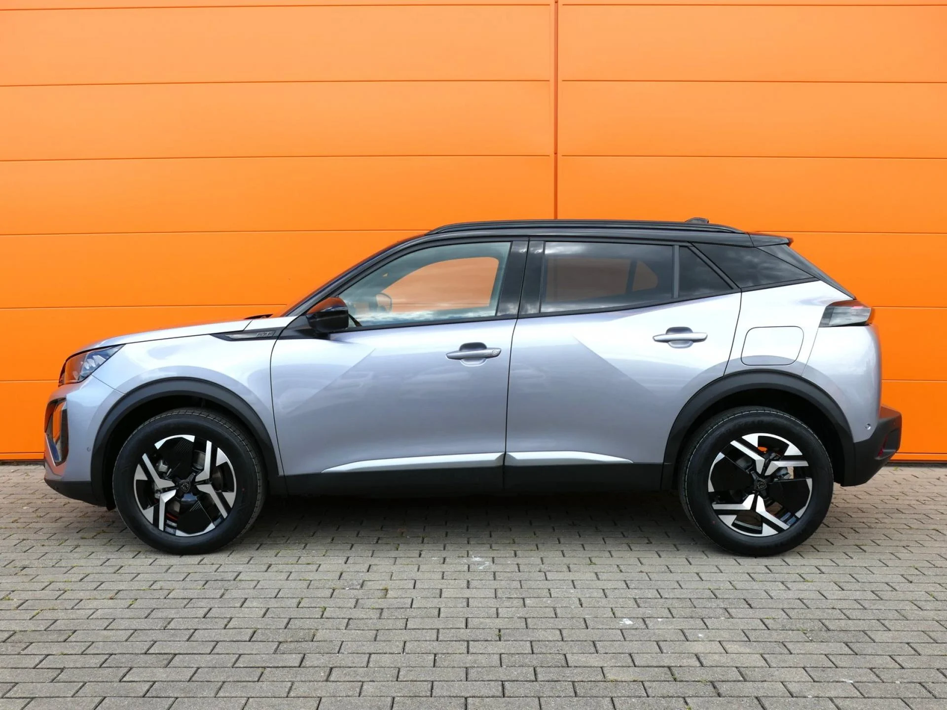 PEUGEOT 2008 - Miniature 4 sur 34 - Cliquer pour voir cette photo