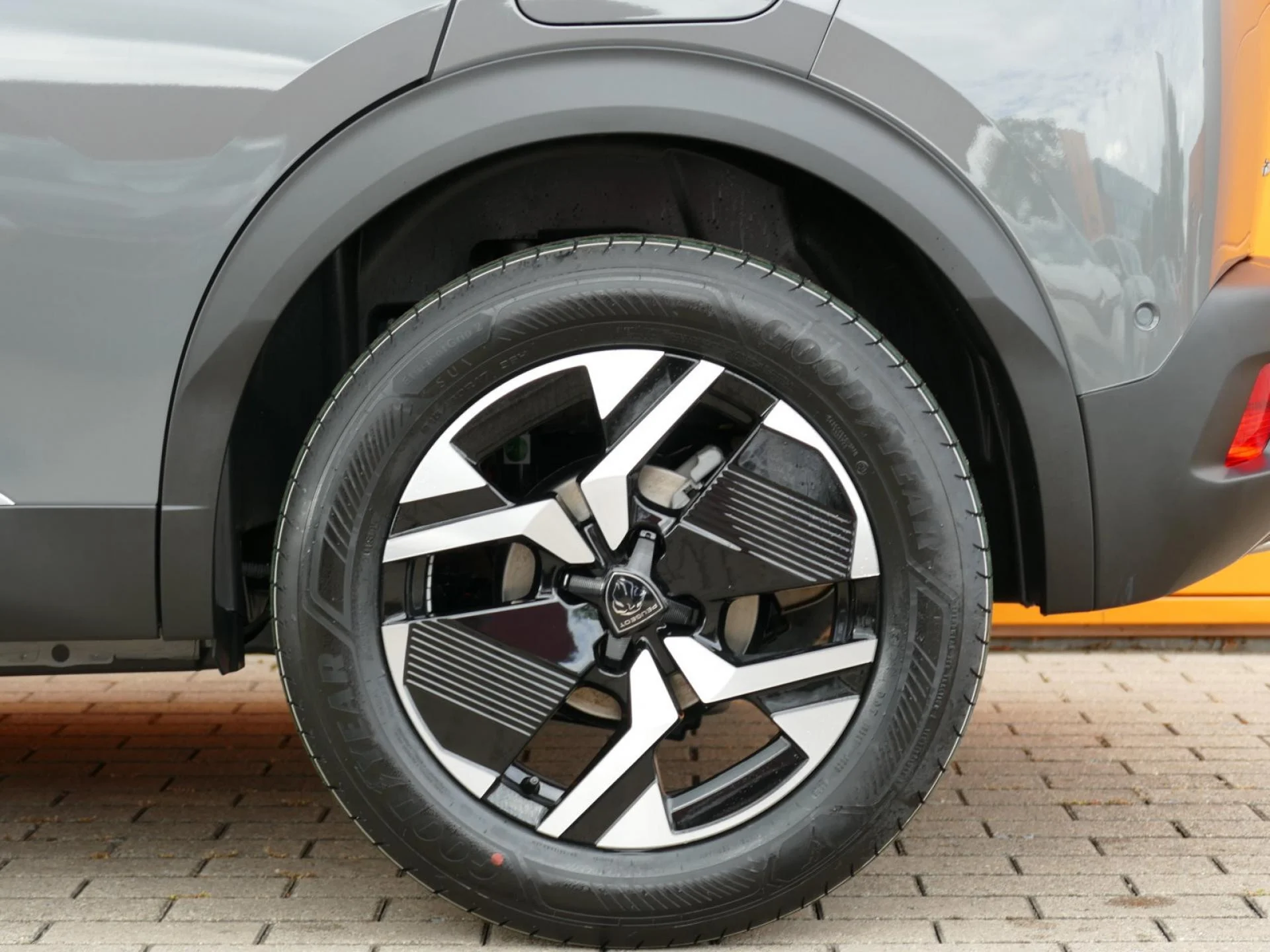 PEUGEOT 2008 - Miniature 32 sur 32 - Cliquer pour voir cette photo