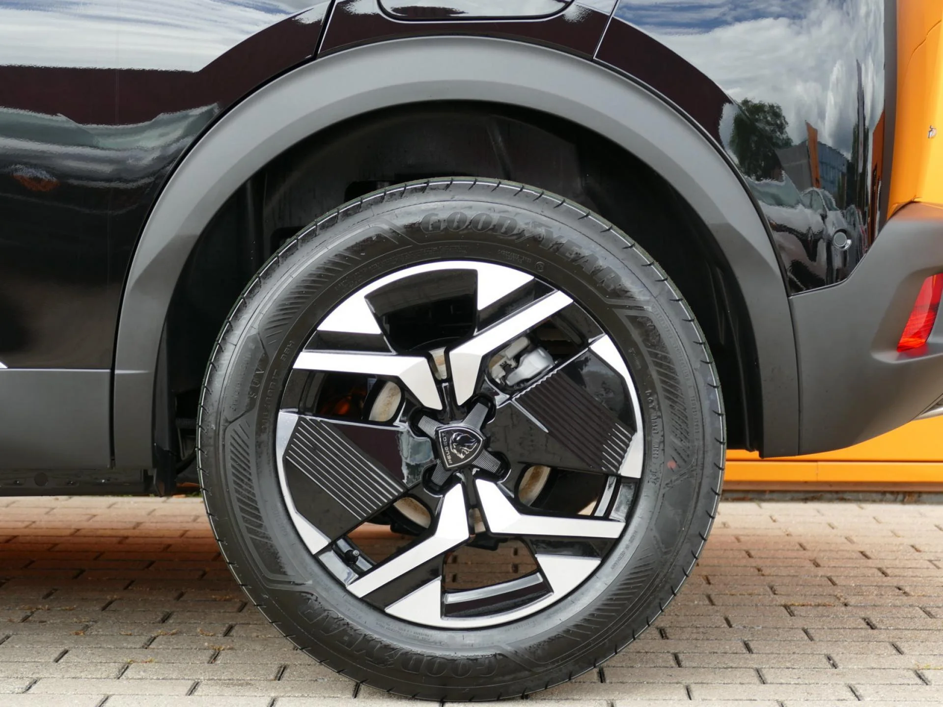 PEUGEOT 2008 - Miniature 33 sur 33 - Cliquer pour voir cette photo