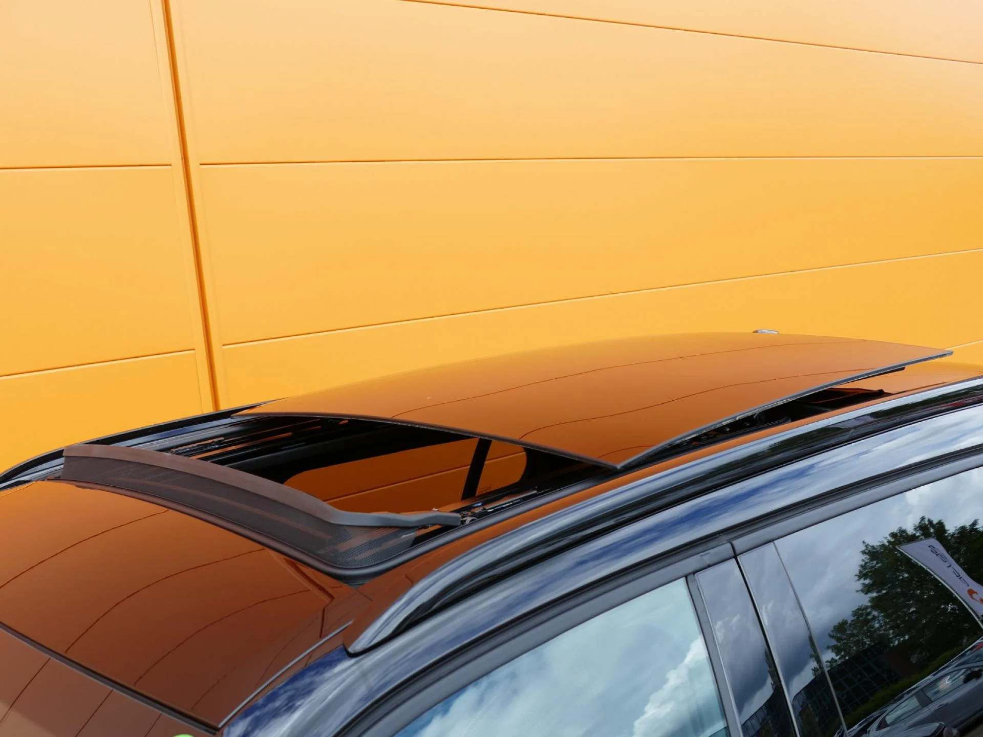 PEUGEOT 2008 - Miniature 28 sur 33 - Cliquer pour voir cette photo