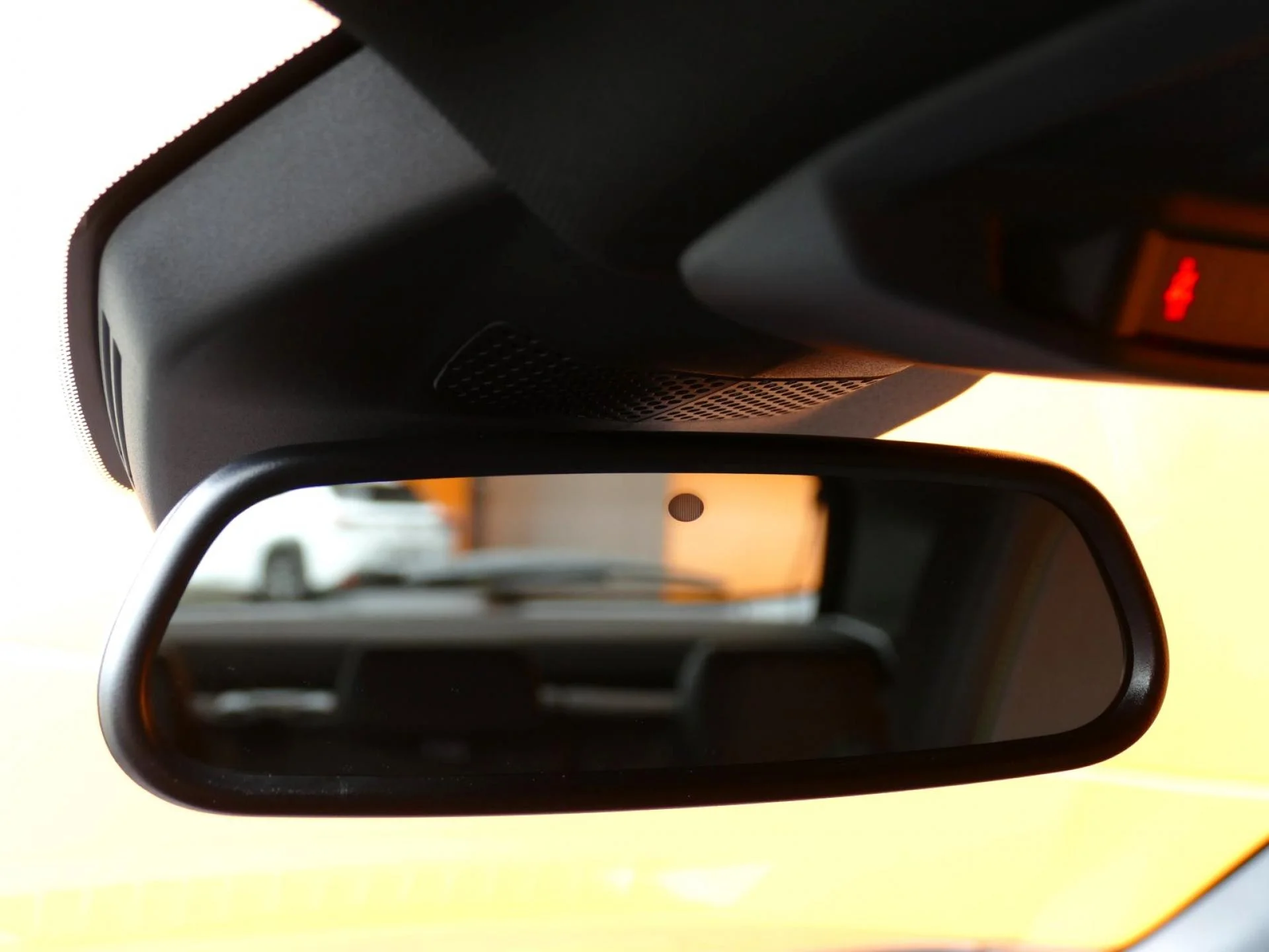 PEUGEOT 2008 - Miniature 24 sur 36 - Cliquer pour voir cette photo