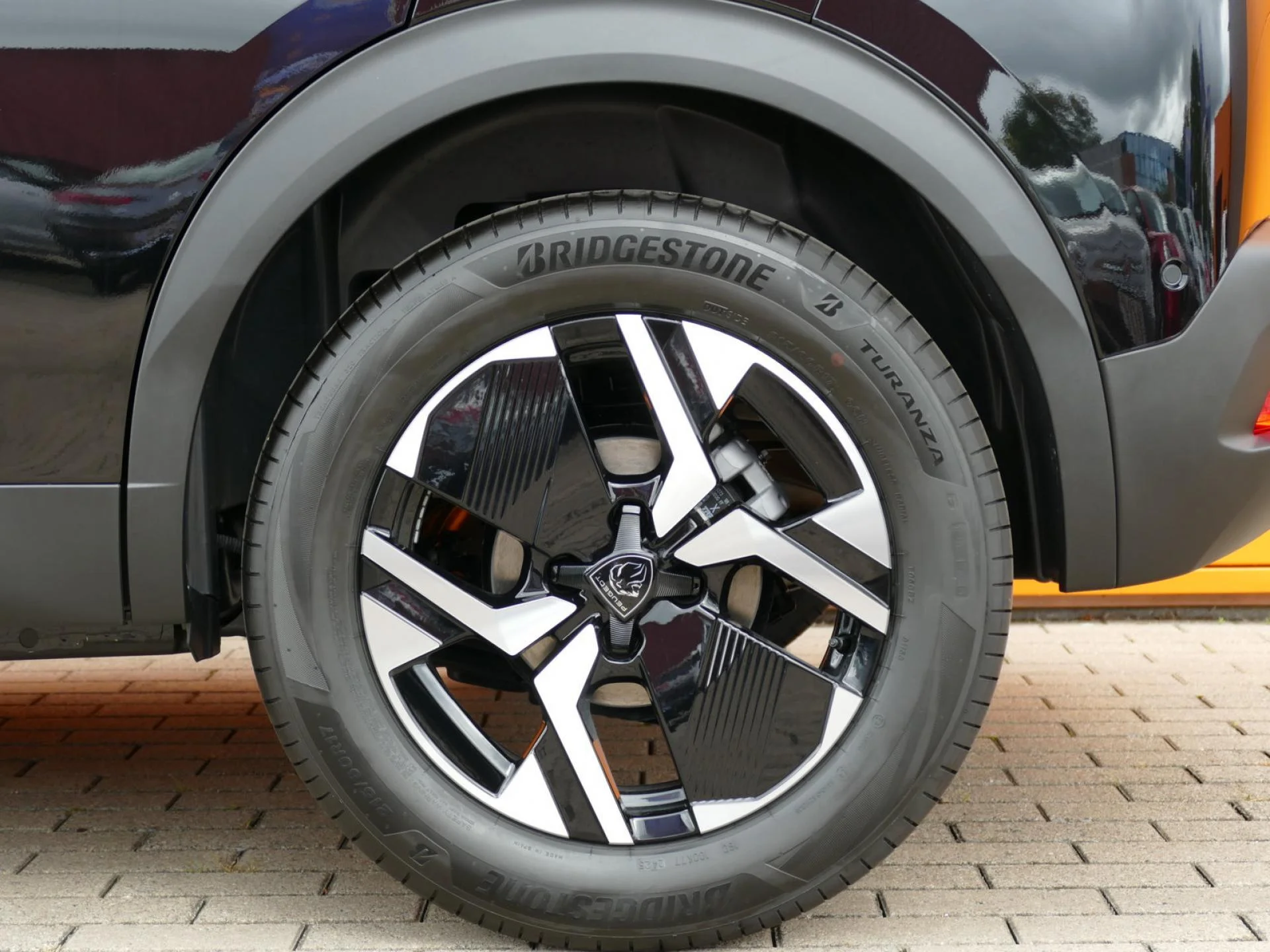 PEUGEOT 2008 - Miniature 36 sur 36 - Cliquer pour voir cette photo