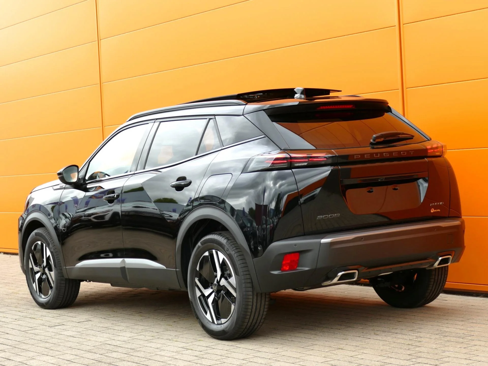 PEUGEOT 2008 - Miniature 4 sur 36 - Cliquer pour voir cette photo