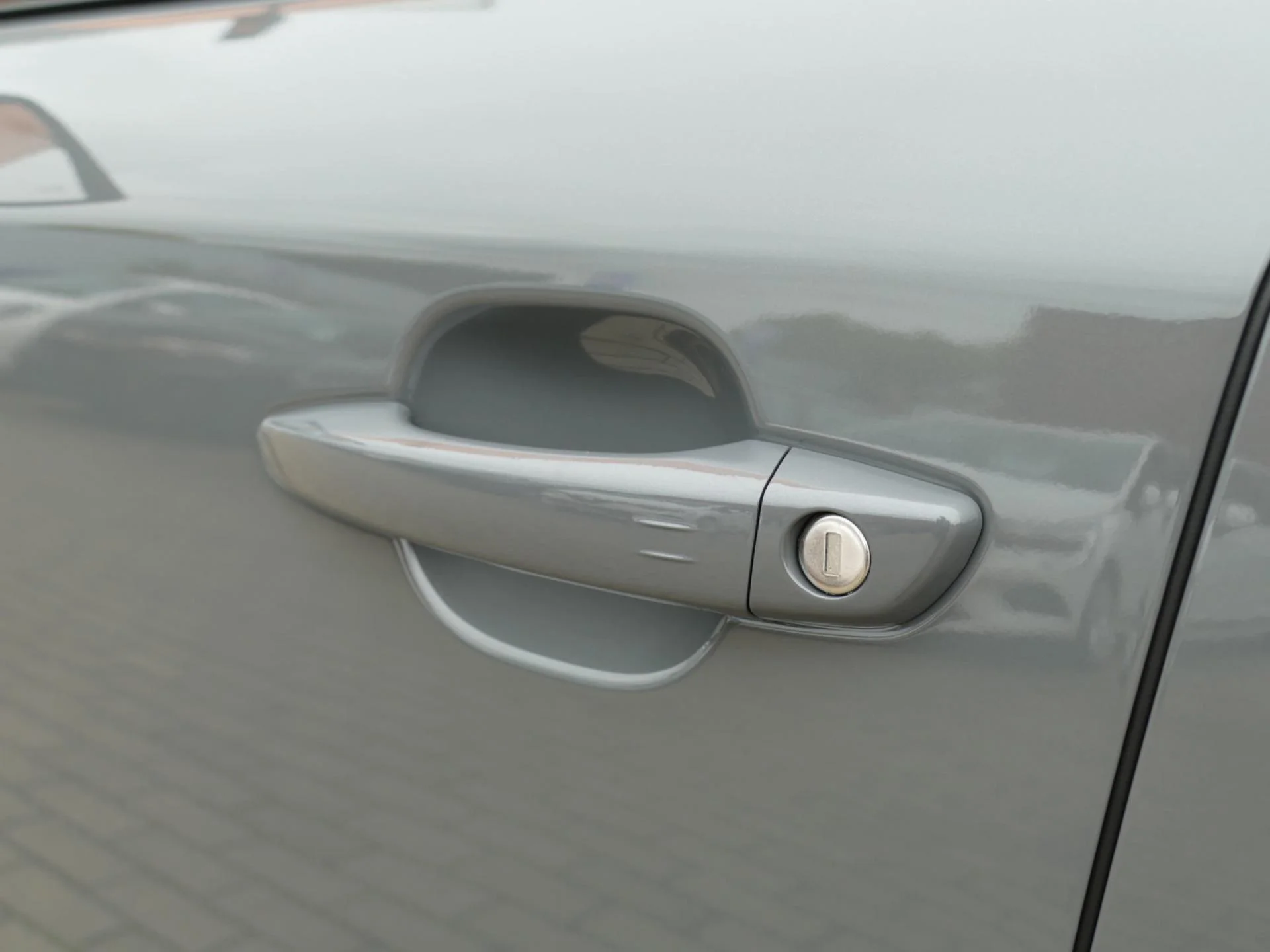 PEUGEOT 2008 - Miniature 29 sur 37 - Cliquer pour voir cette photo