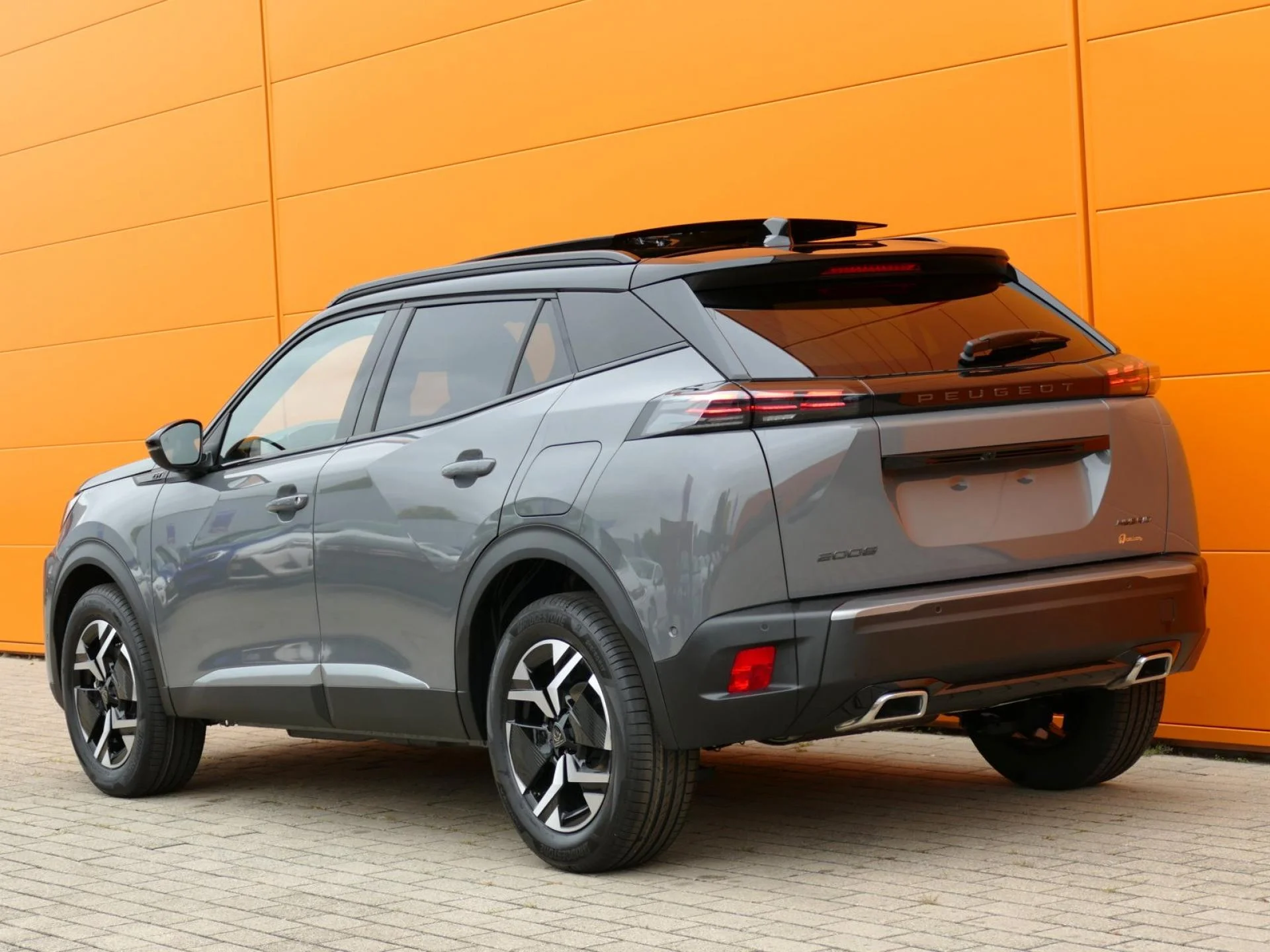 PEUGEOT 2008 - Miniature 4 sur 37 - Cliquer pour voir cette photo