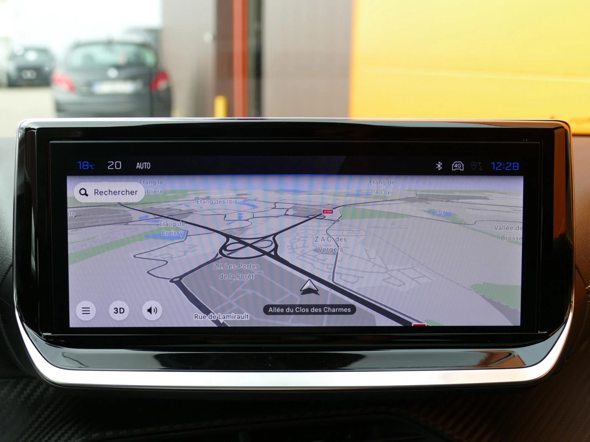 PEUGEOT 2008 - Miniature 9 sur 34 - Cliquer pour voir cette photo