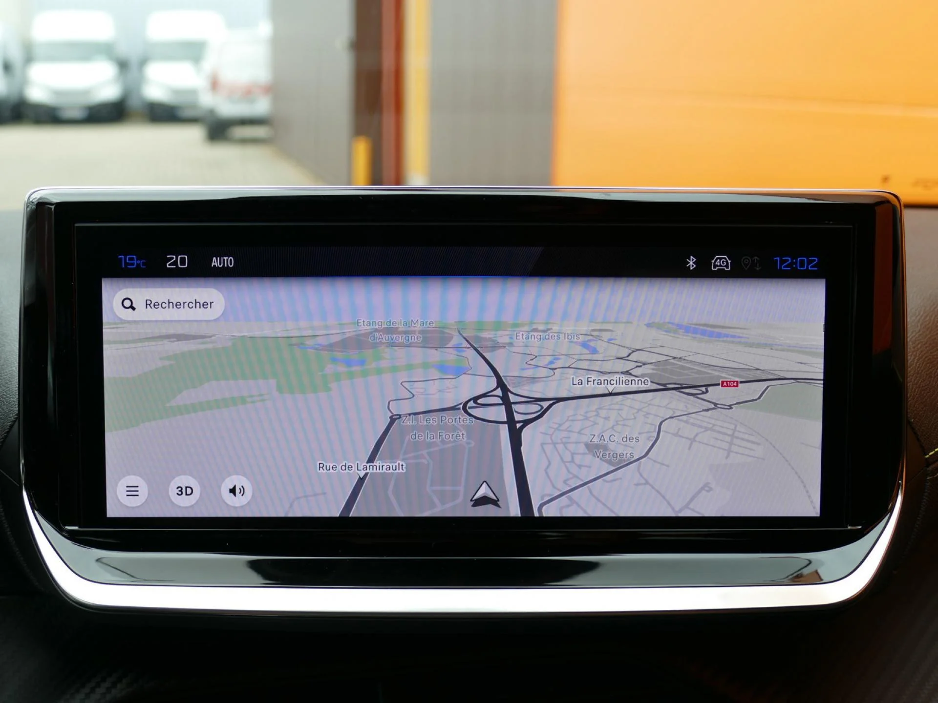 PEUGEOT 2008 - Miniature 9 sur 36 - Cliquer pour voir cette photo