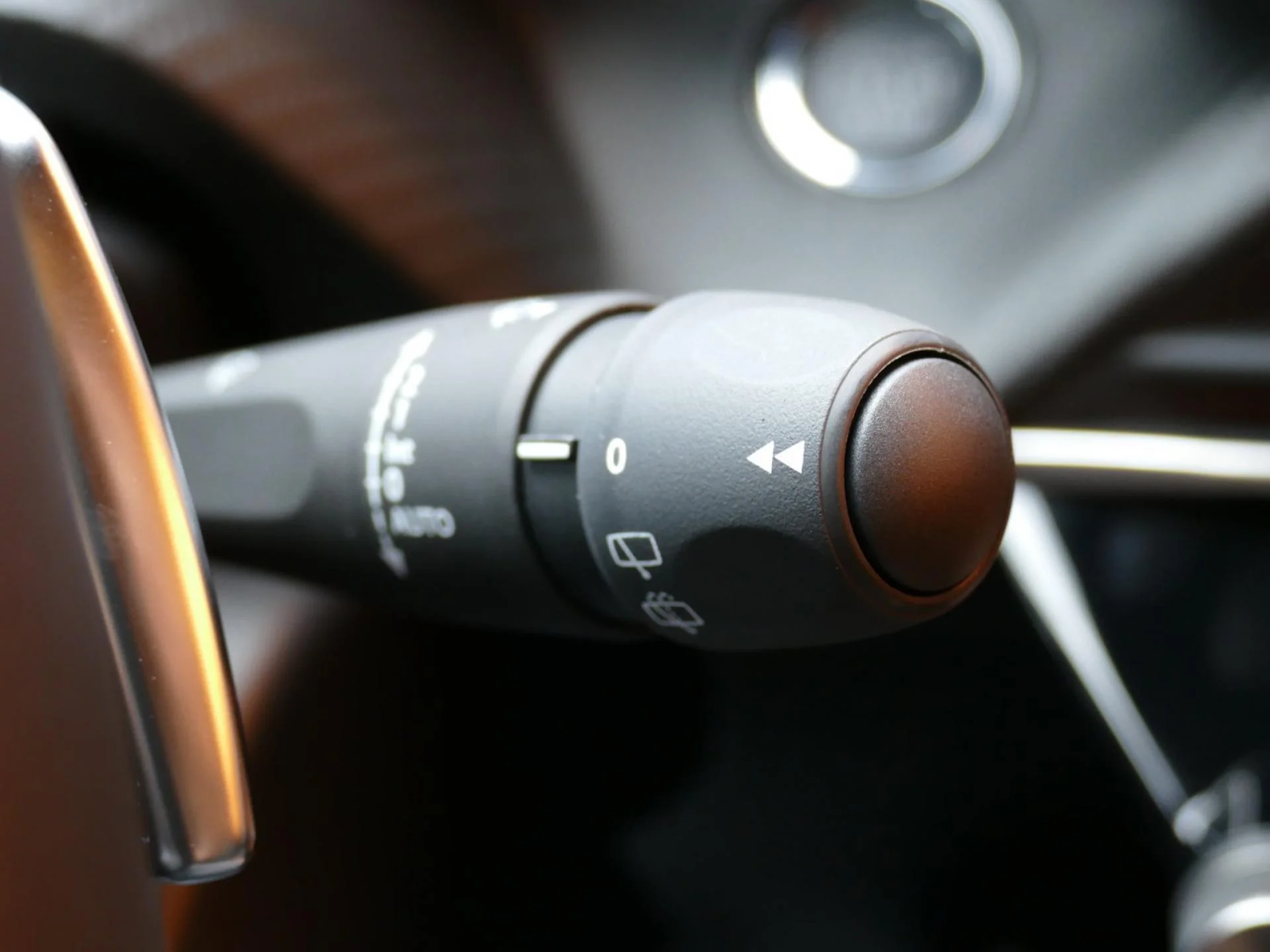 PEUGEOT 2008 - Miniature 27 sur 36 - Cliquer pour voir cette photo