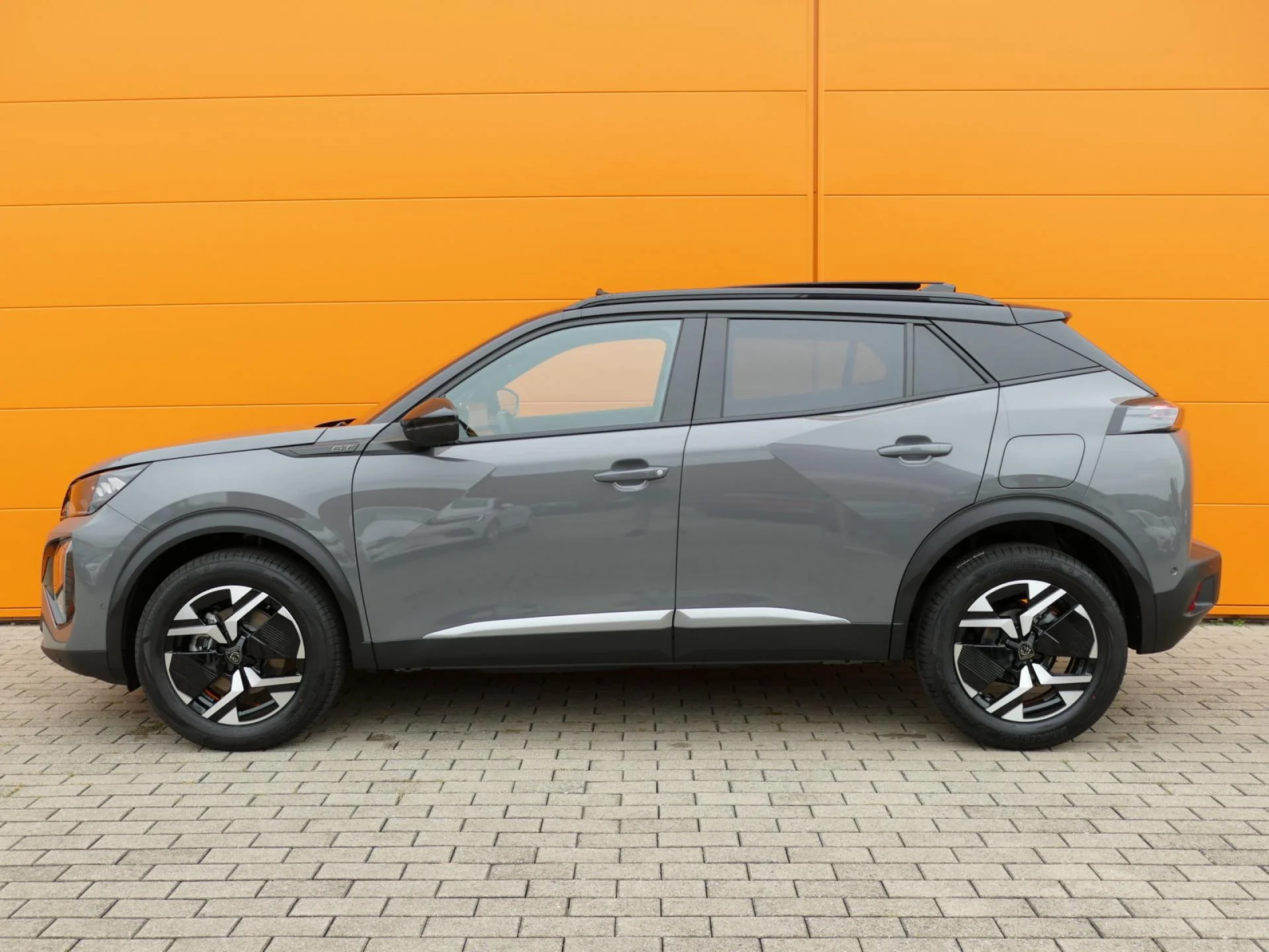 PEUGEOT 2008 - Miniature 3 sur 37 - Cliquer pour voir cette photo