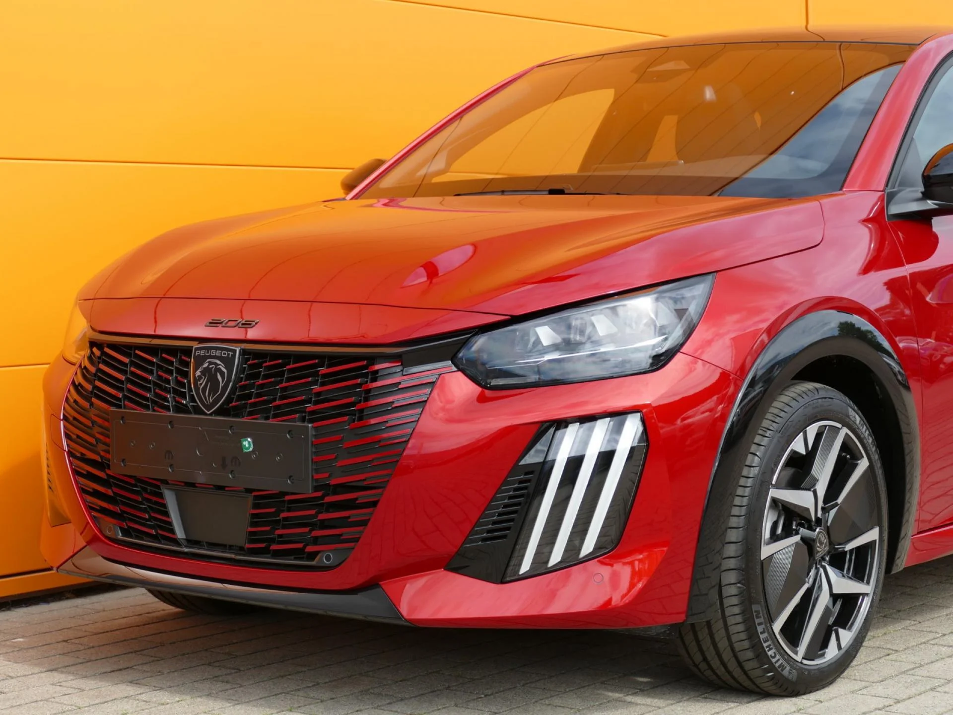 PEUGEOT 208 - Miniature 31 sur 35 - Cliquer pour voir cette photo